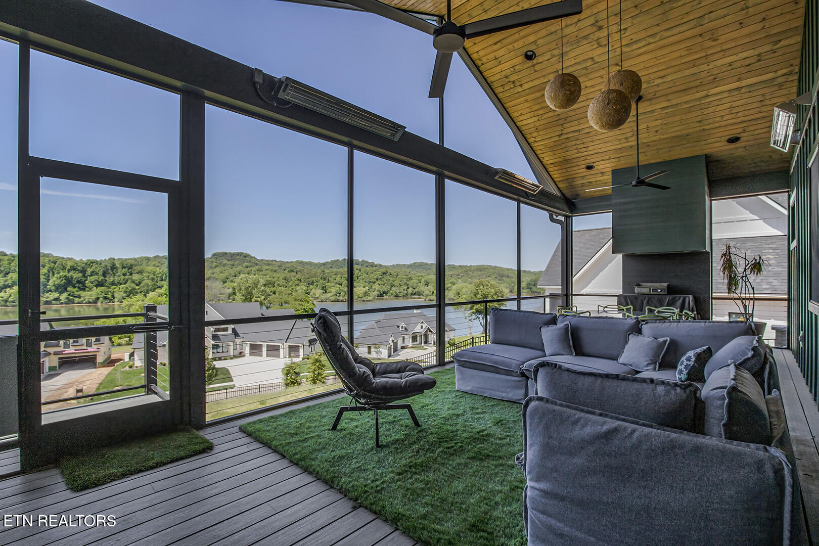 3851 Persimmon Ridge Loudon TN 37774