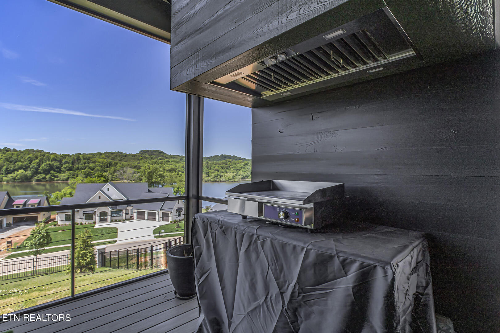 3851 Persimmon Ridge Loudon TN 37774