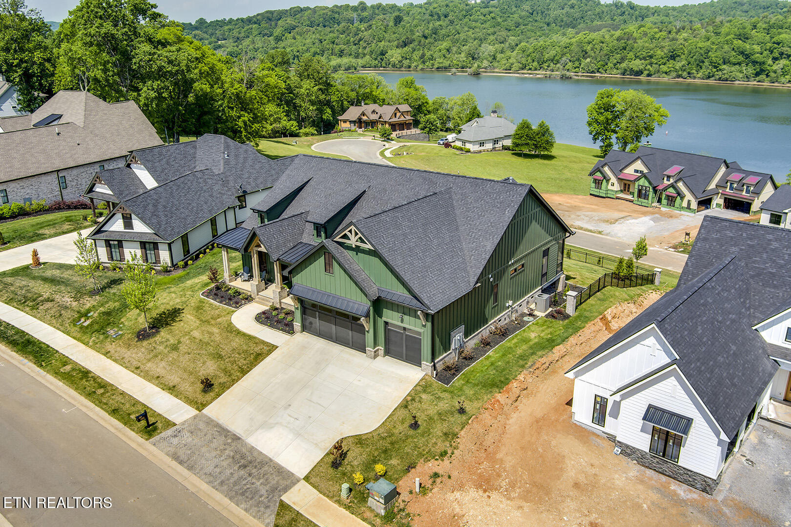 3851 Persimmon Ridge Loudon TN 37774