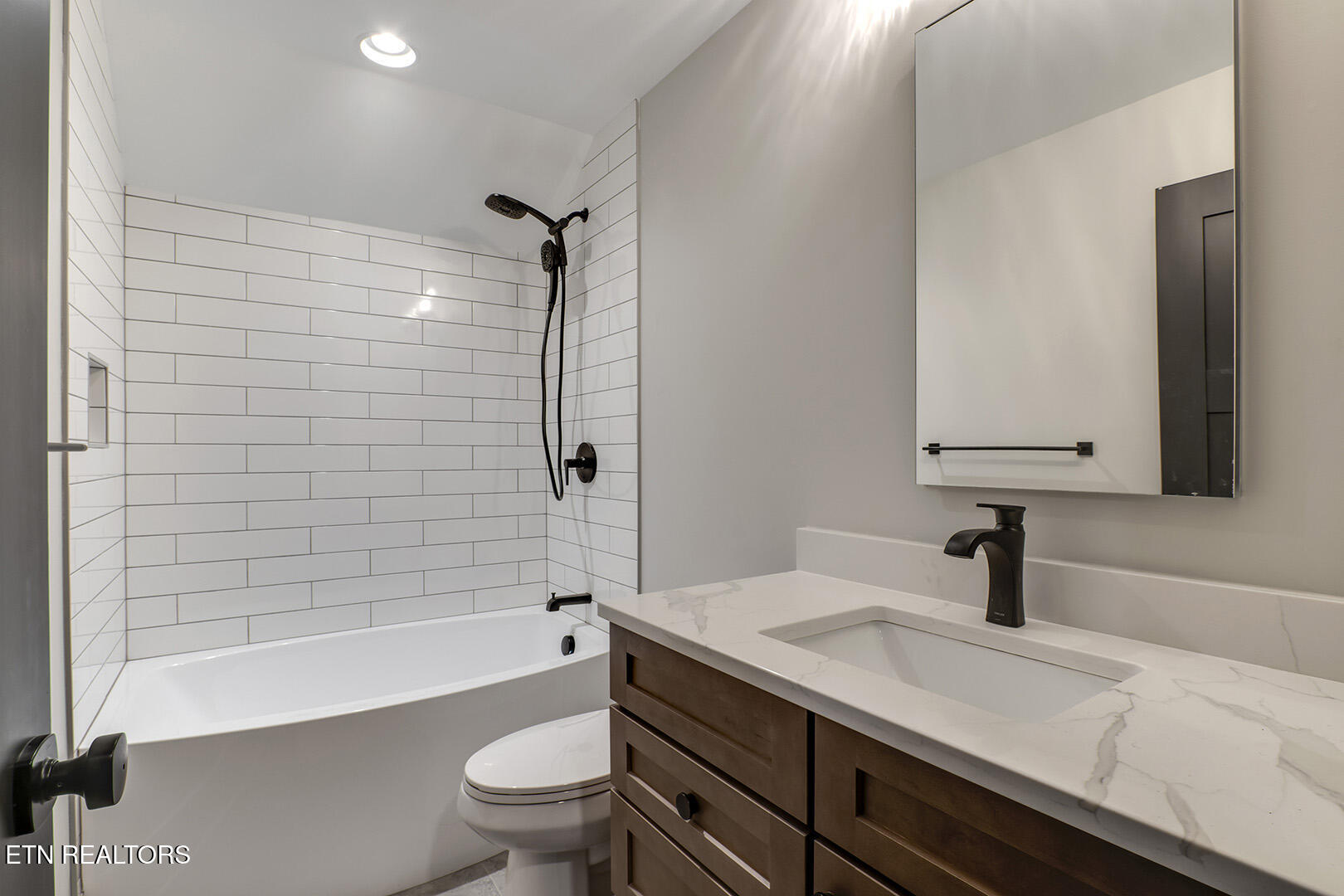 3851 Persimmon Ridge Loudon TN 37774