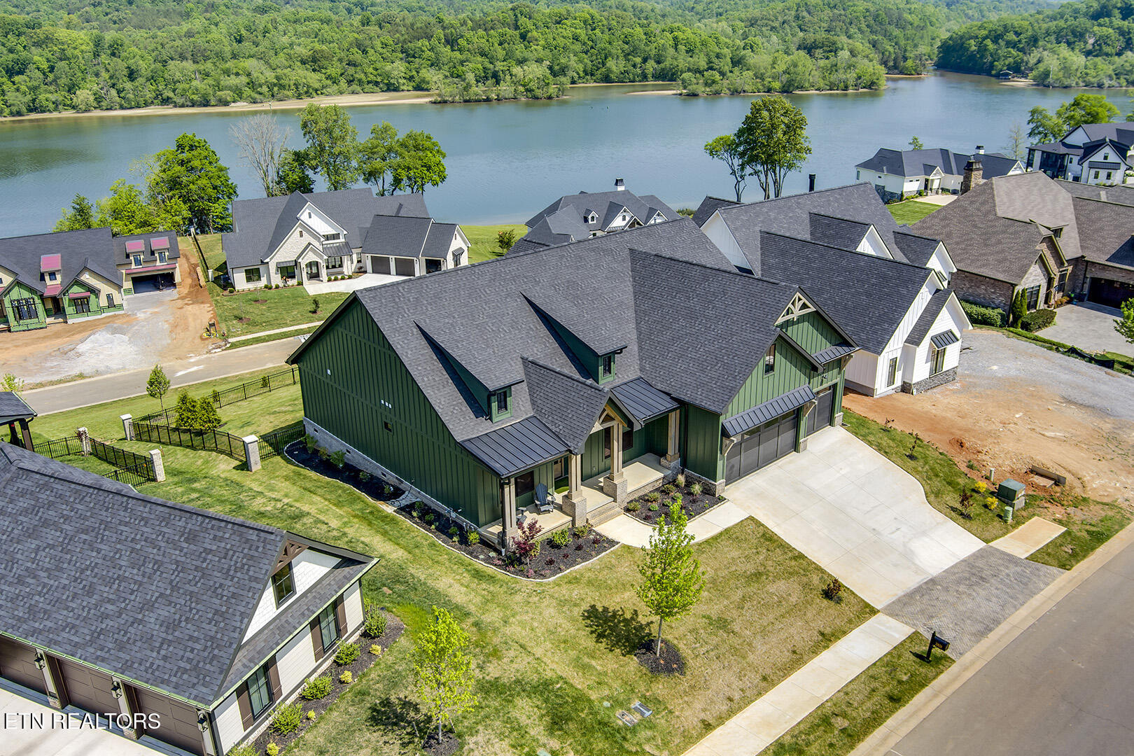3851 Persimmon Ridge Loudon TN 37774