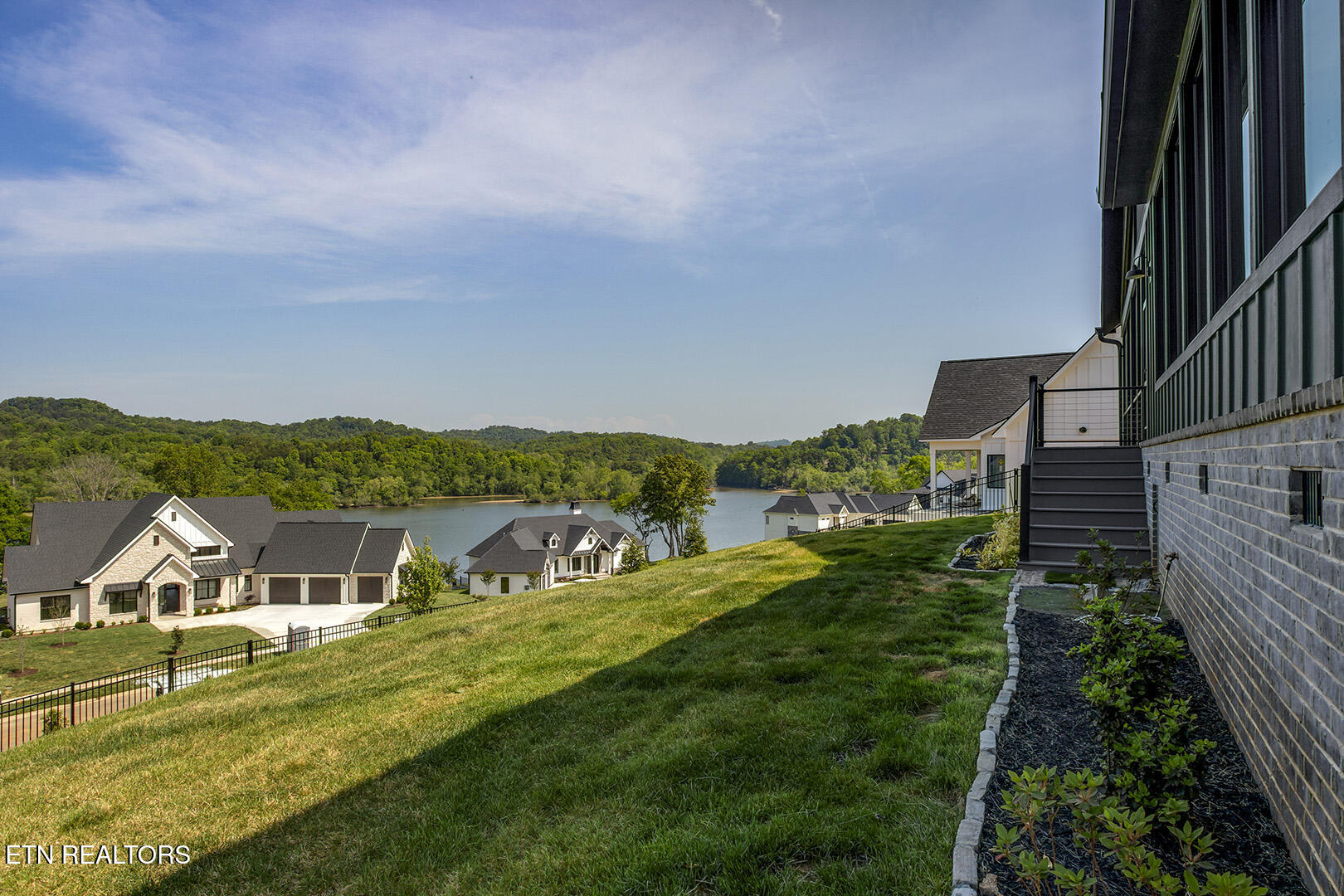 3851 Persimmon Ridge Loudon TN 37774