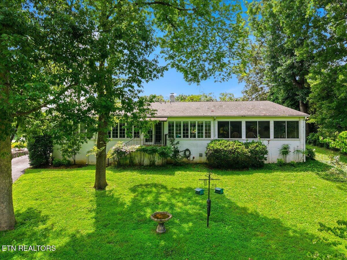 609 S Charles G Seivers Boulevard Clinton TN 37716