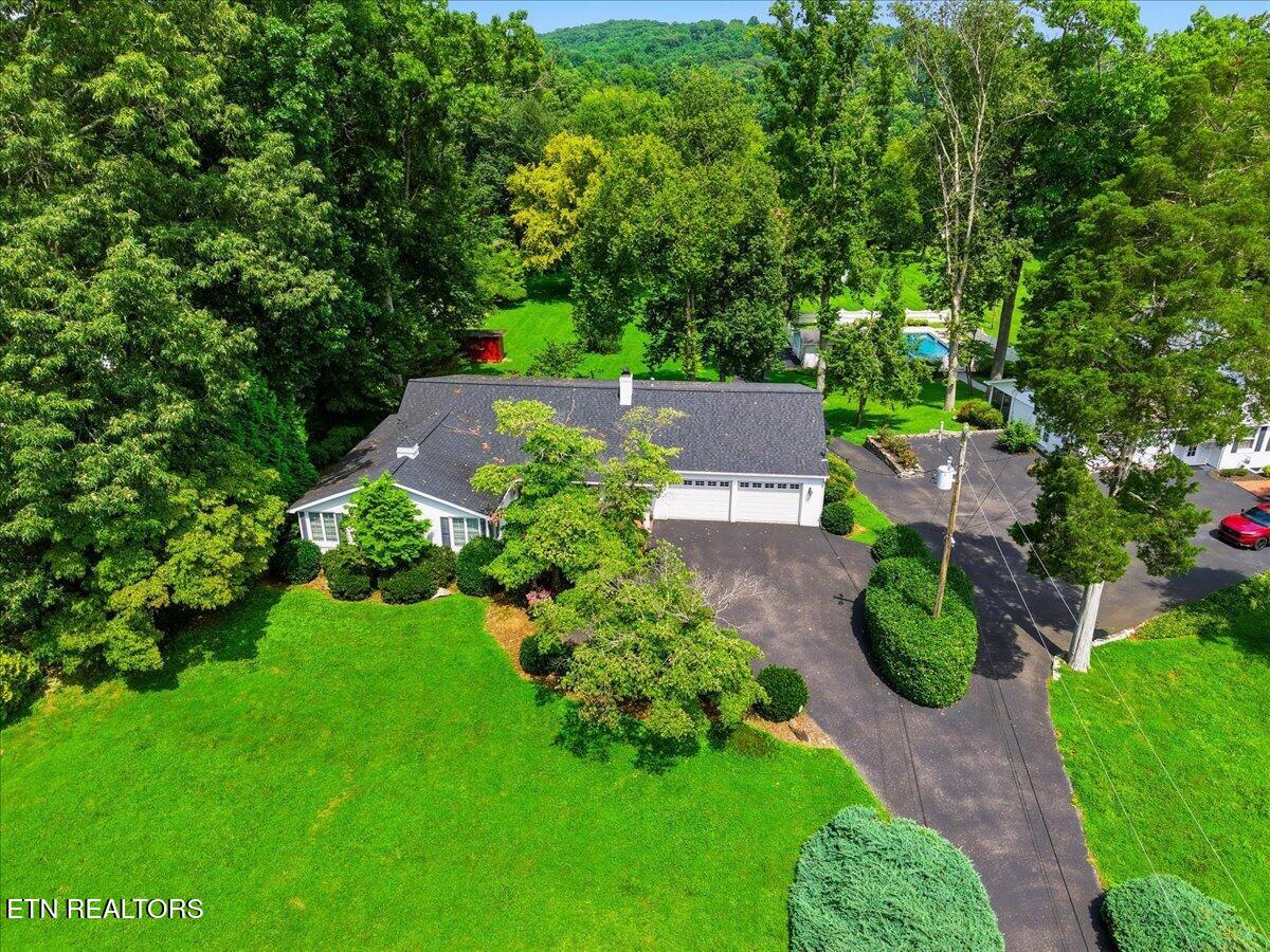 609 S Charles G Seivers Boulevard Clinton TN 37716