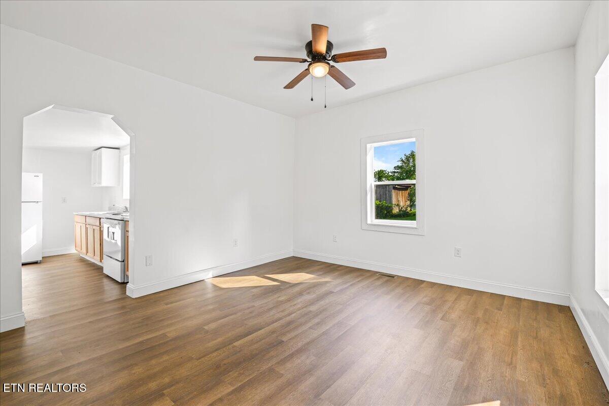 608 E Walden Street Lafollette TN 37766
