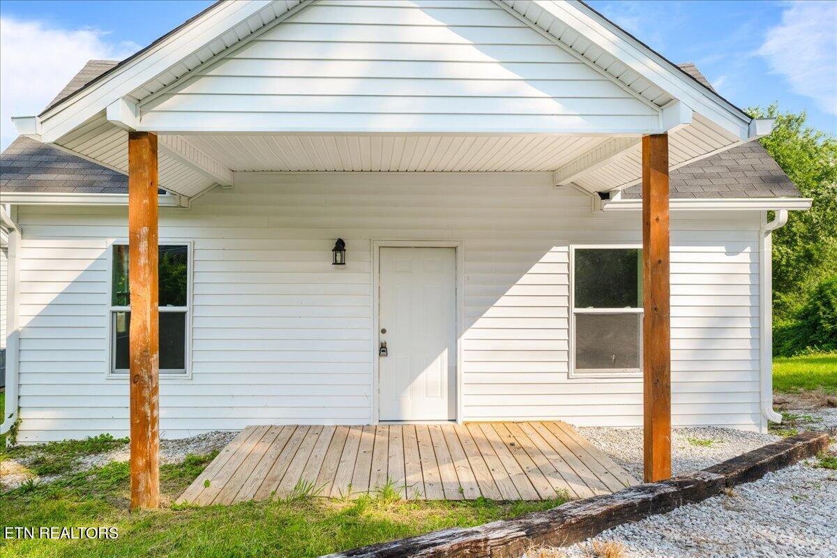 608 E Walden Street Lafollette TN 37766