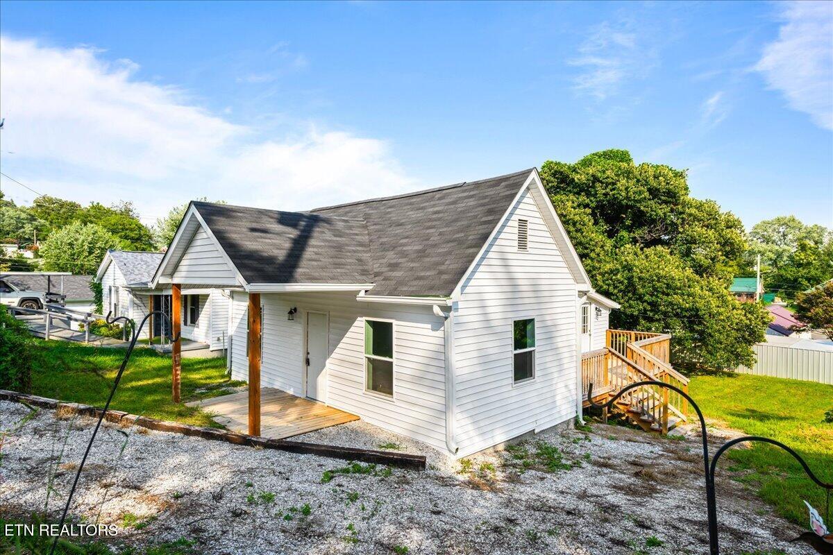 608 E Walden Street Lafollette TN 37766