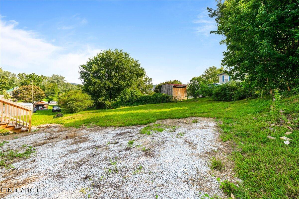 608 E Walden Street Lafollette TN 37766