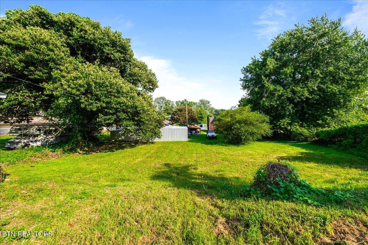 608 E Walden Street Lafollette TN 37766