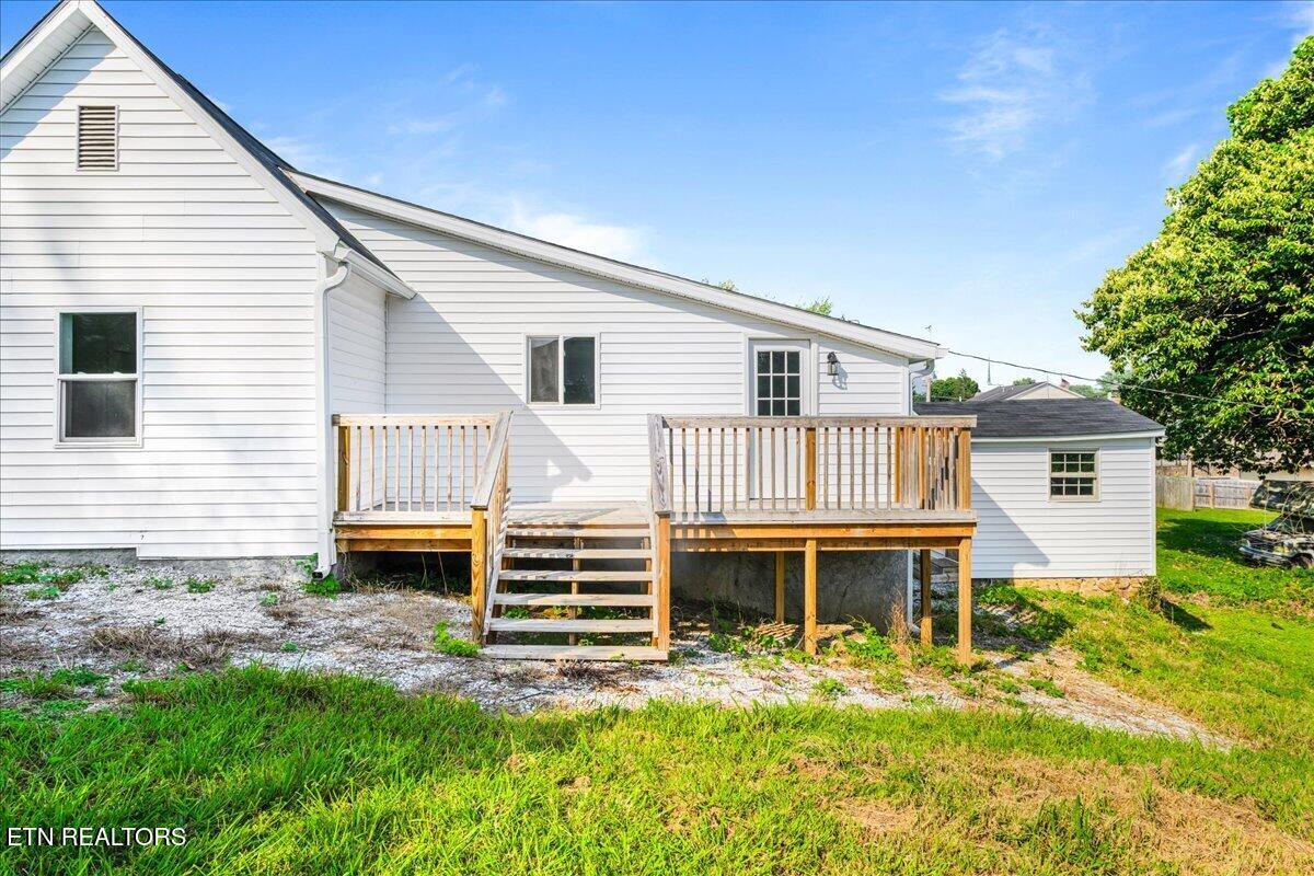 608 E Walden Street Lafollette TN 37766