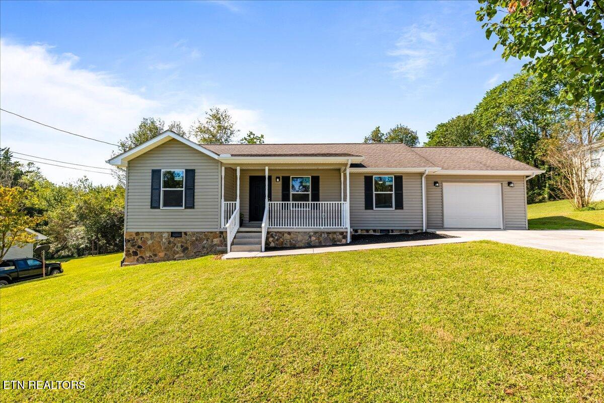 112 Margaret Lane Jacksboro TN 37757