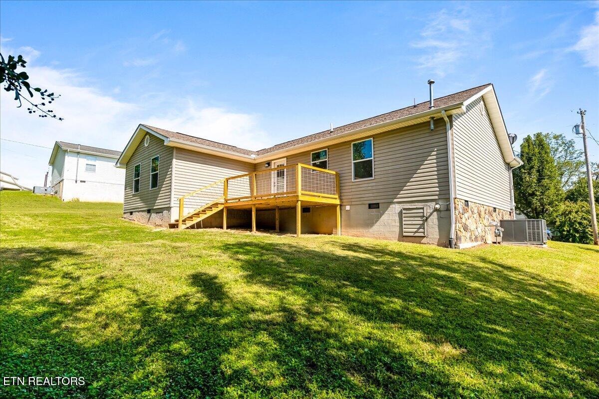 112 Margaret Lane Jacksboro TN 37757