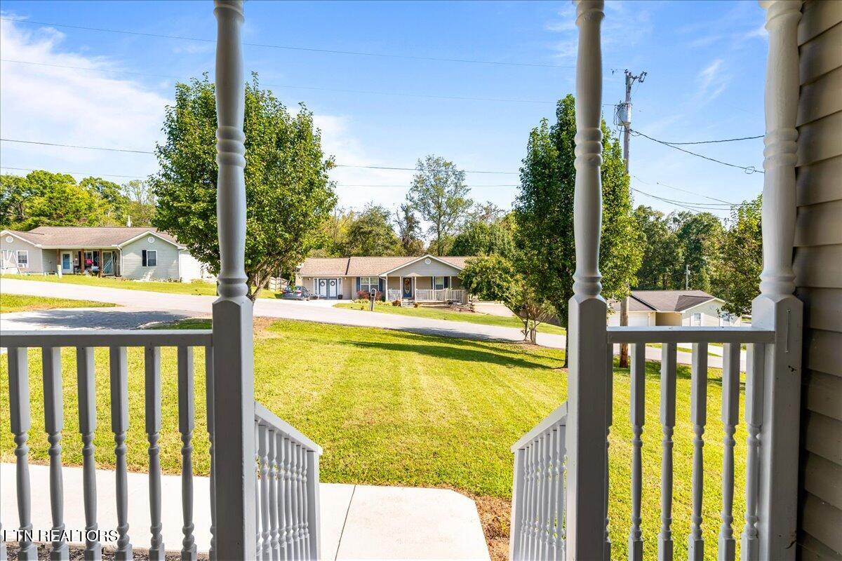 112 Margaret Lane Jacksboro TN 37757