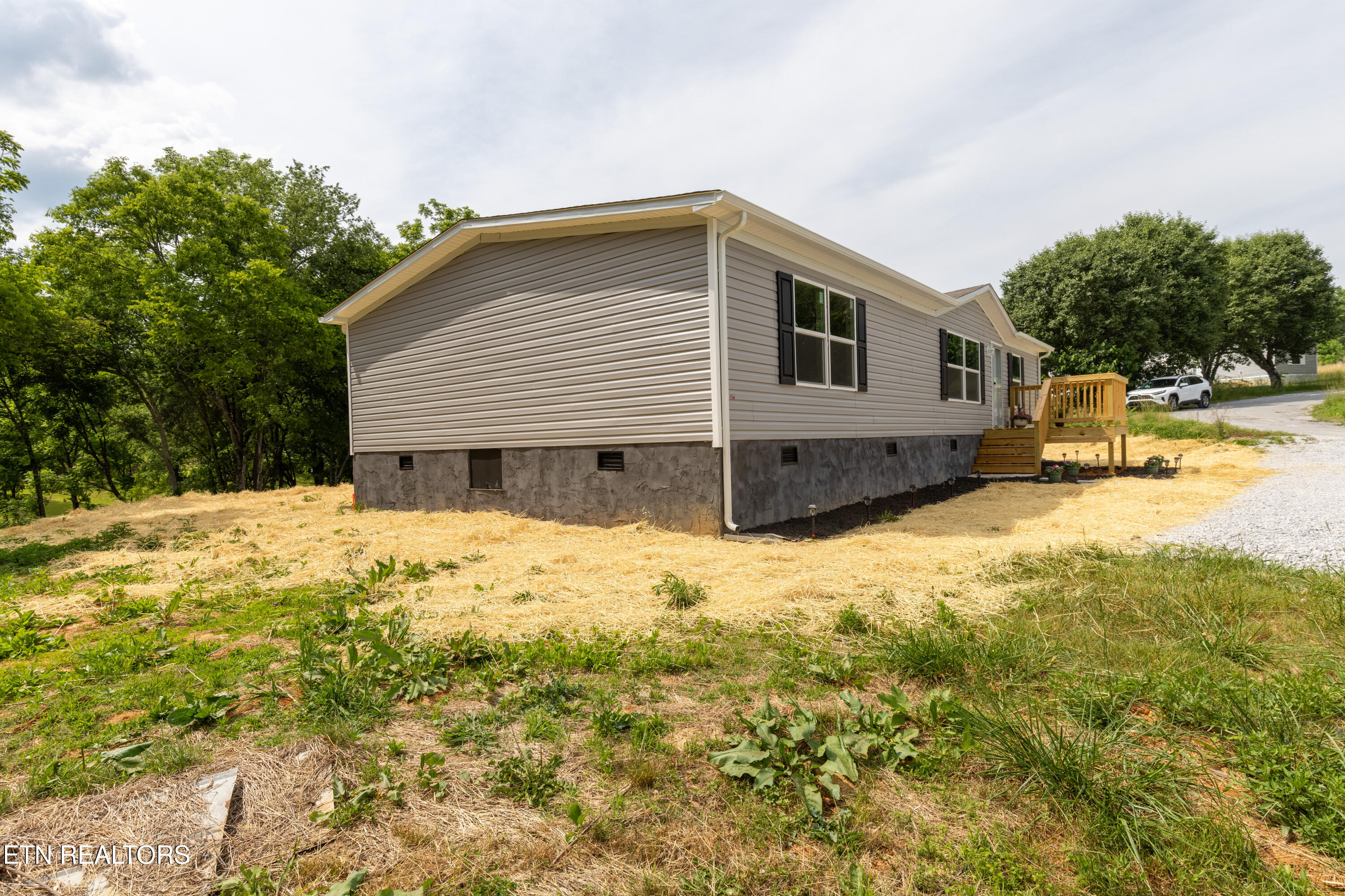 2489 Elk Way Newport TN 37821