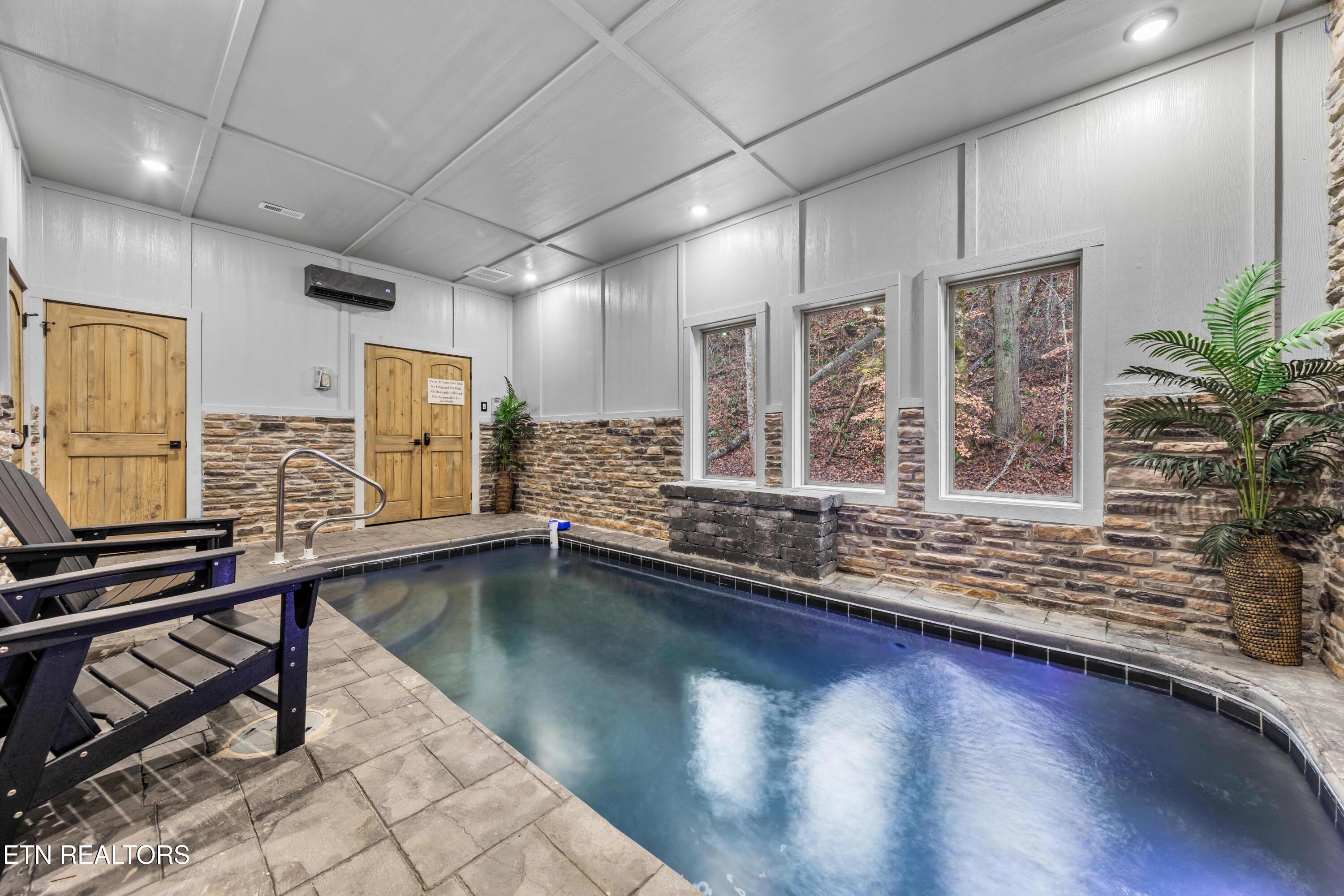 2119 Valley Creek Way Pigeon Forge TN 37862