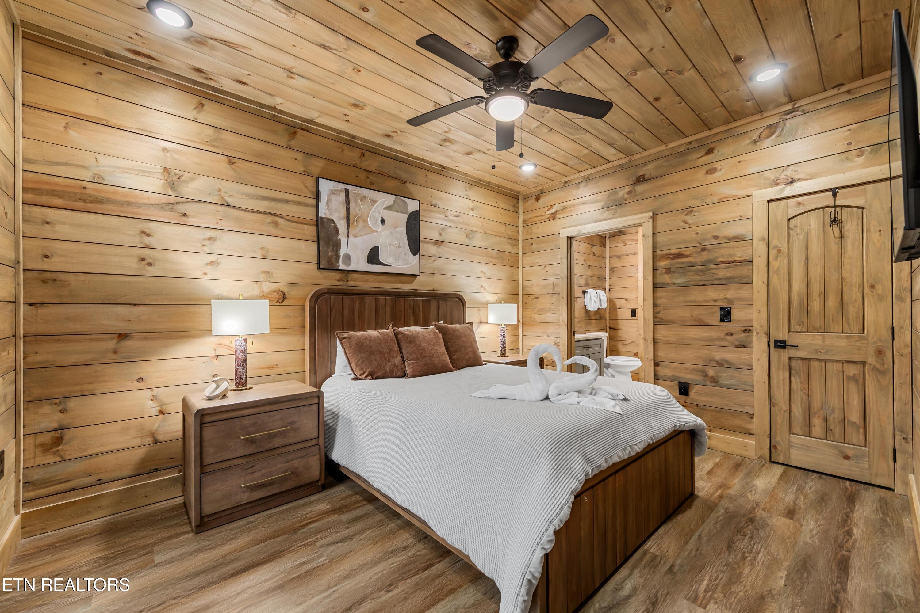 2119 Valley Creek Way Pigeon Forge TN 37862