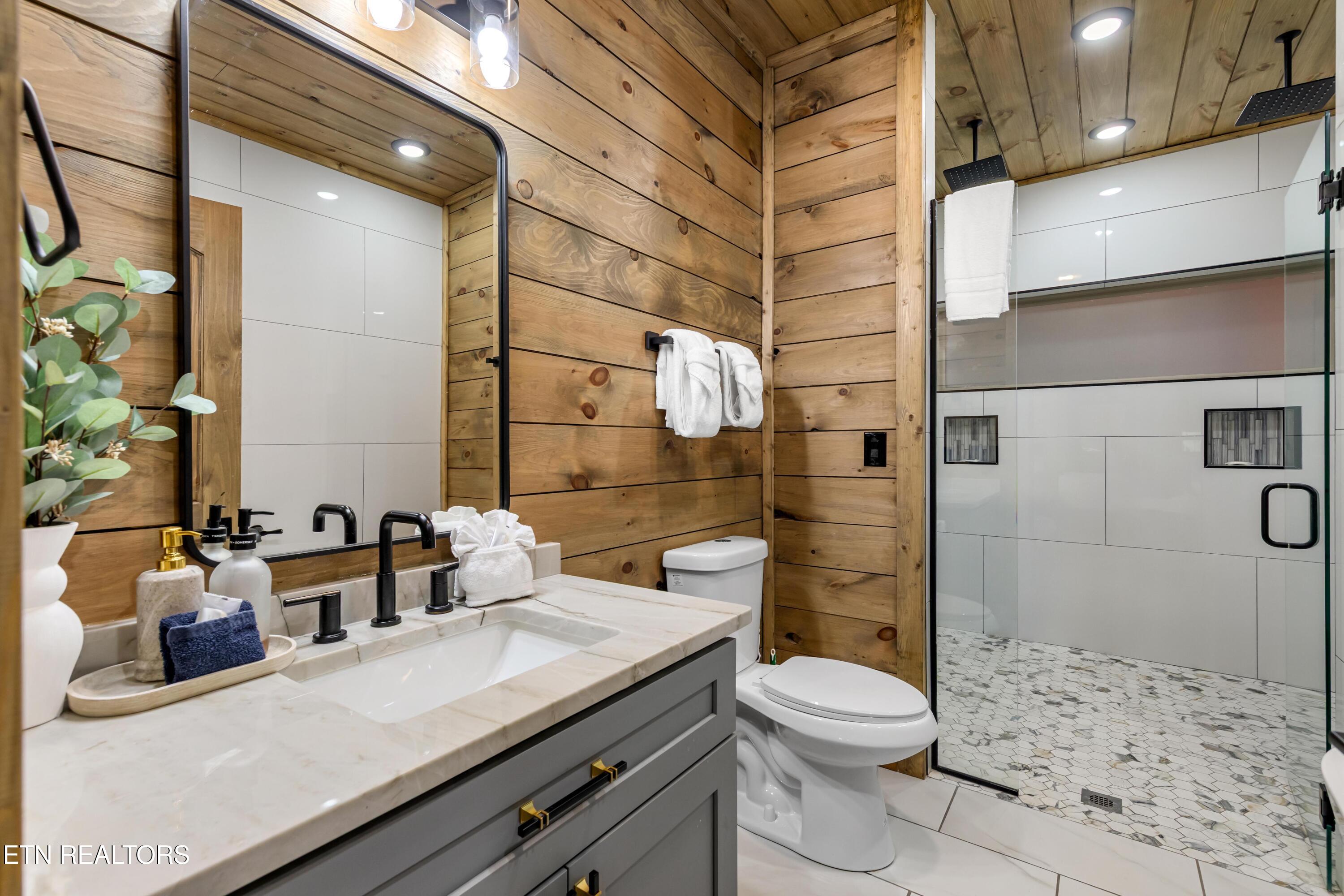 2119 Valley Creek Way Pigeon Forge TN 37862