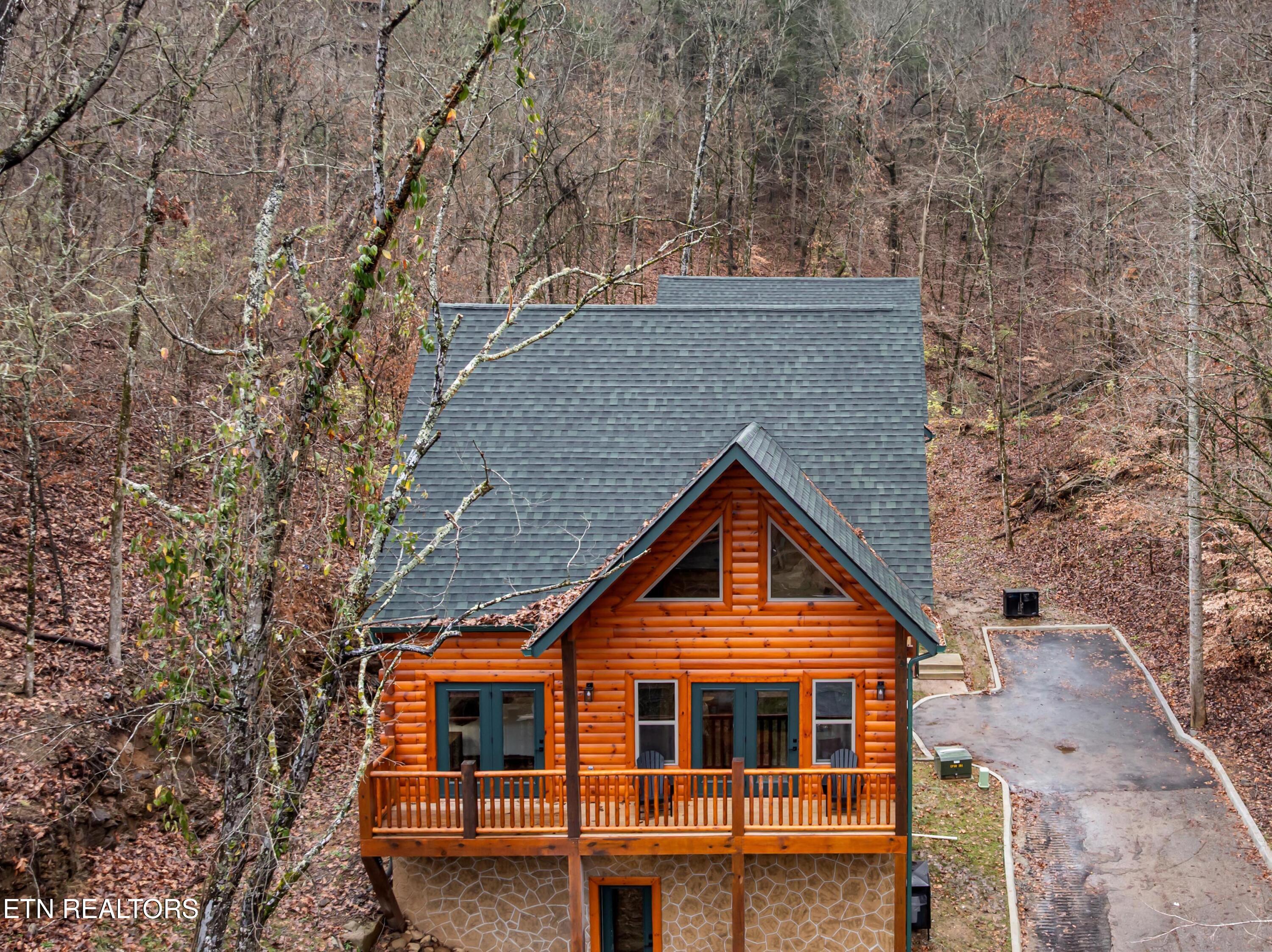 2119 Valley Creek Way Pigeon Forge TN 37862