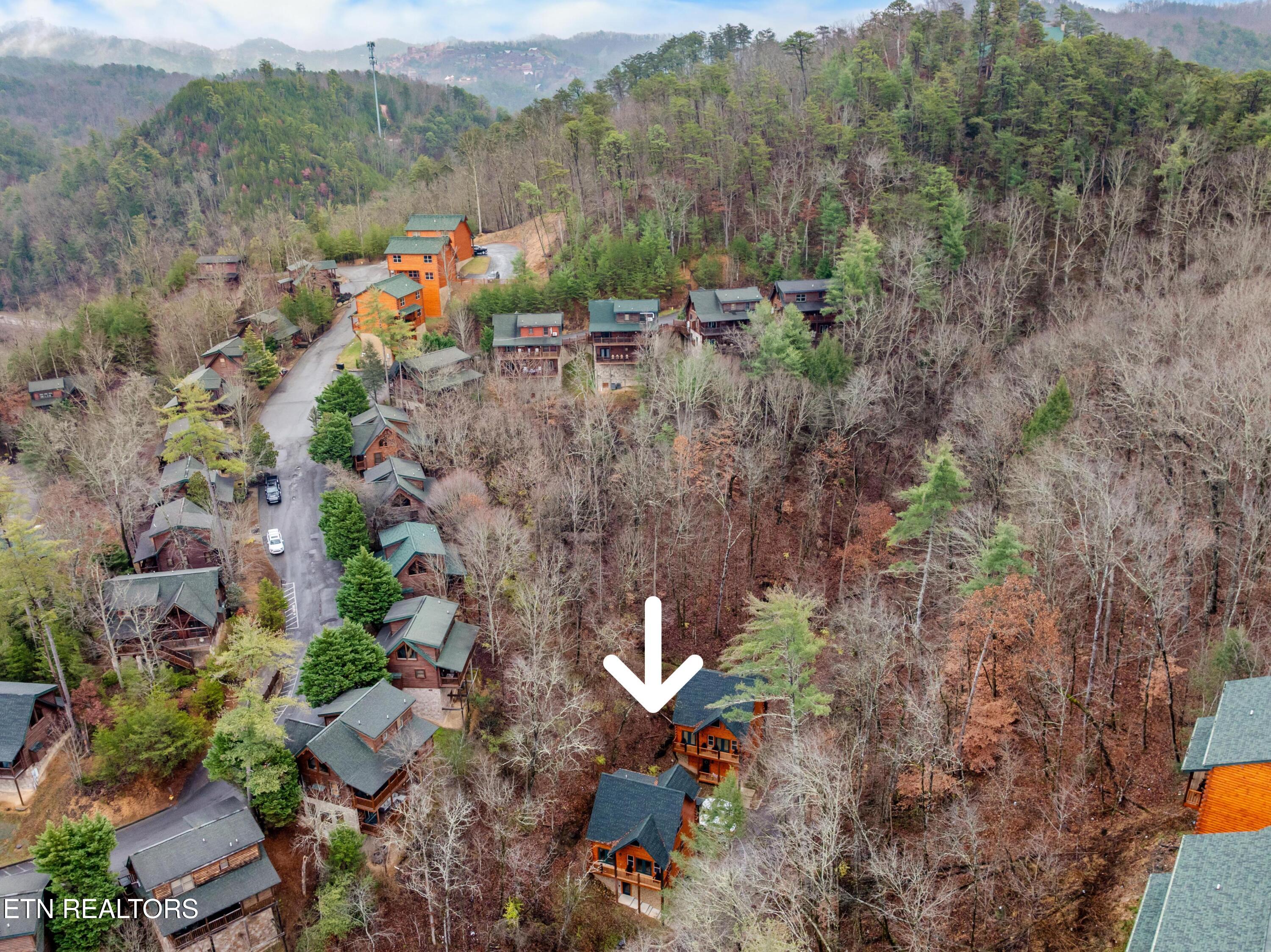 2119 Valley Creek Way Pigeon Forge TN 37862