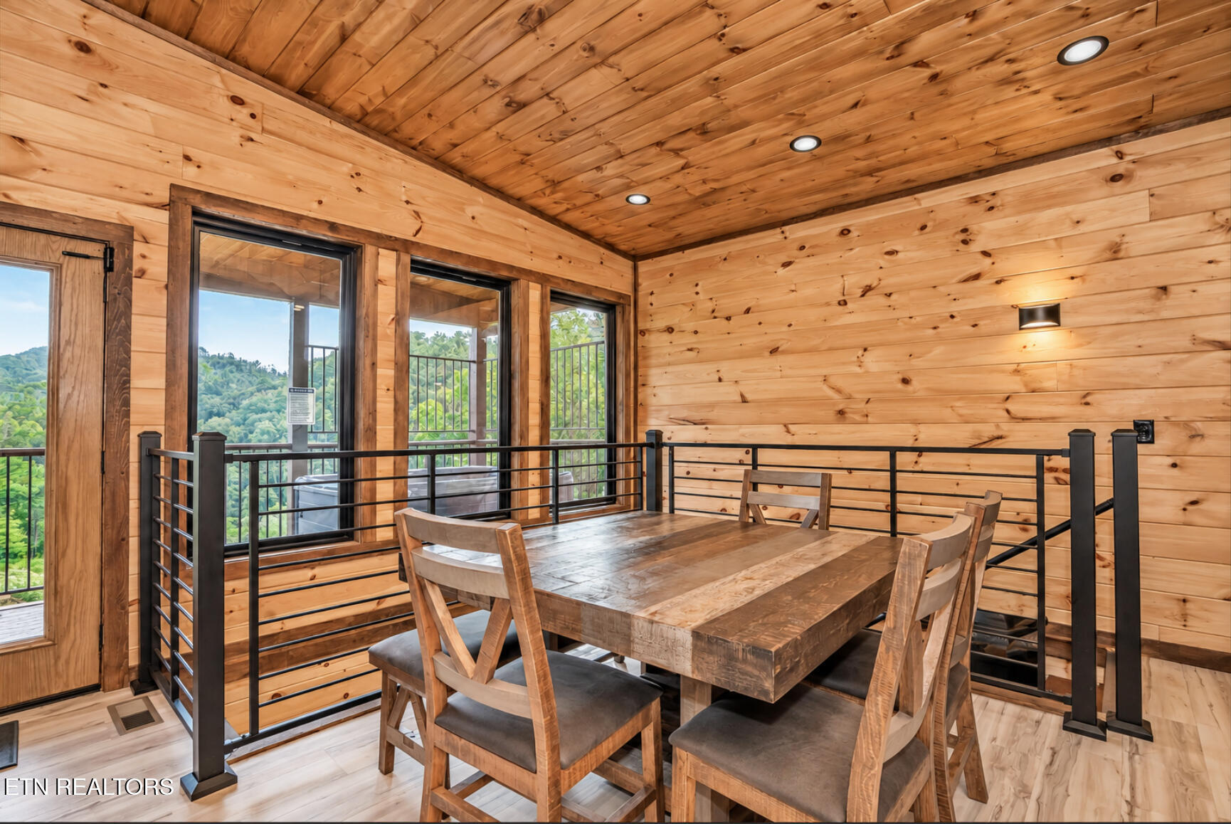 3009 Meadow View Road Sevierville TN 37862