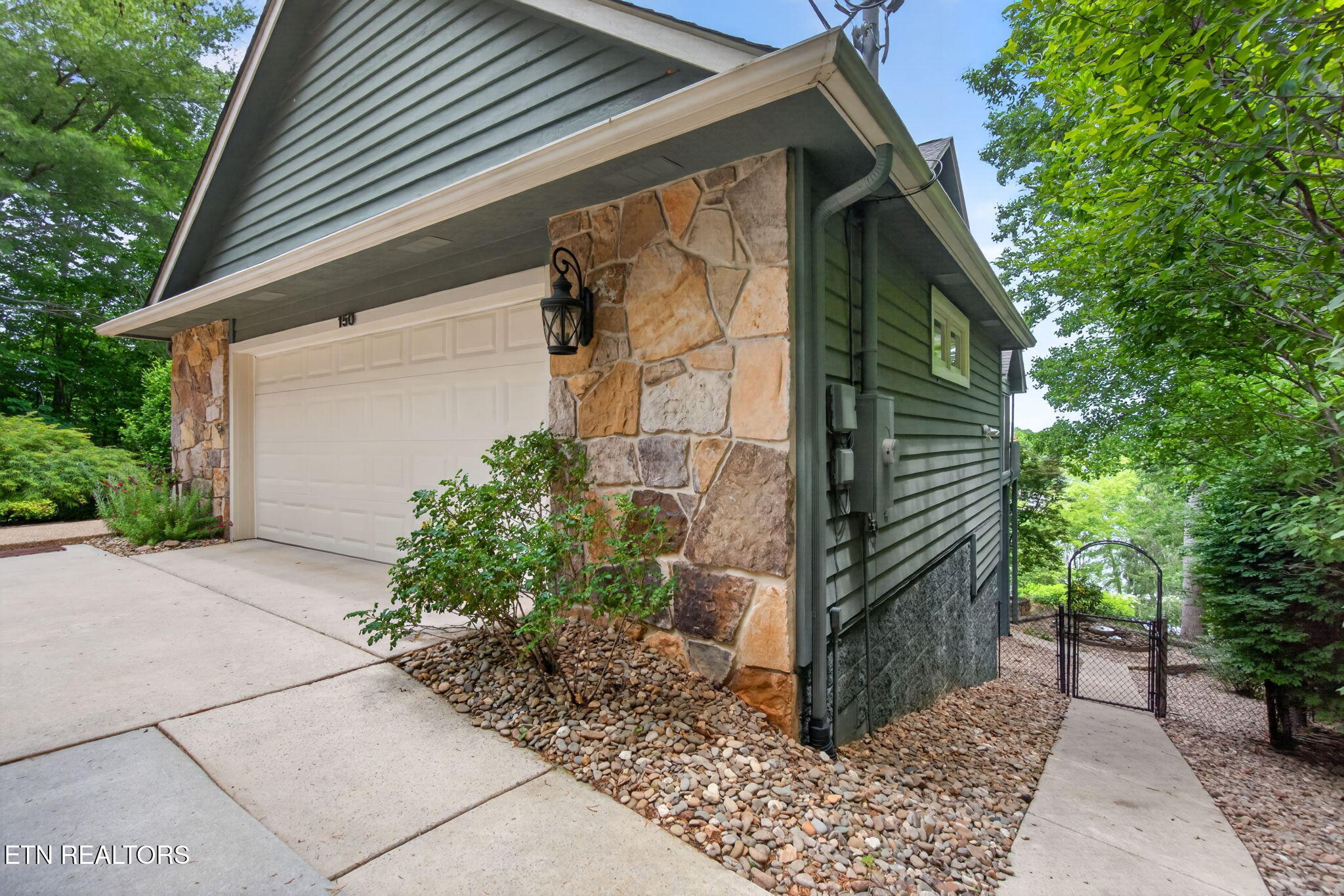 150 Lynhurst Drive Crossville TN 38558