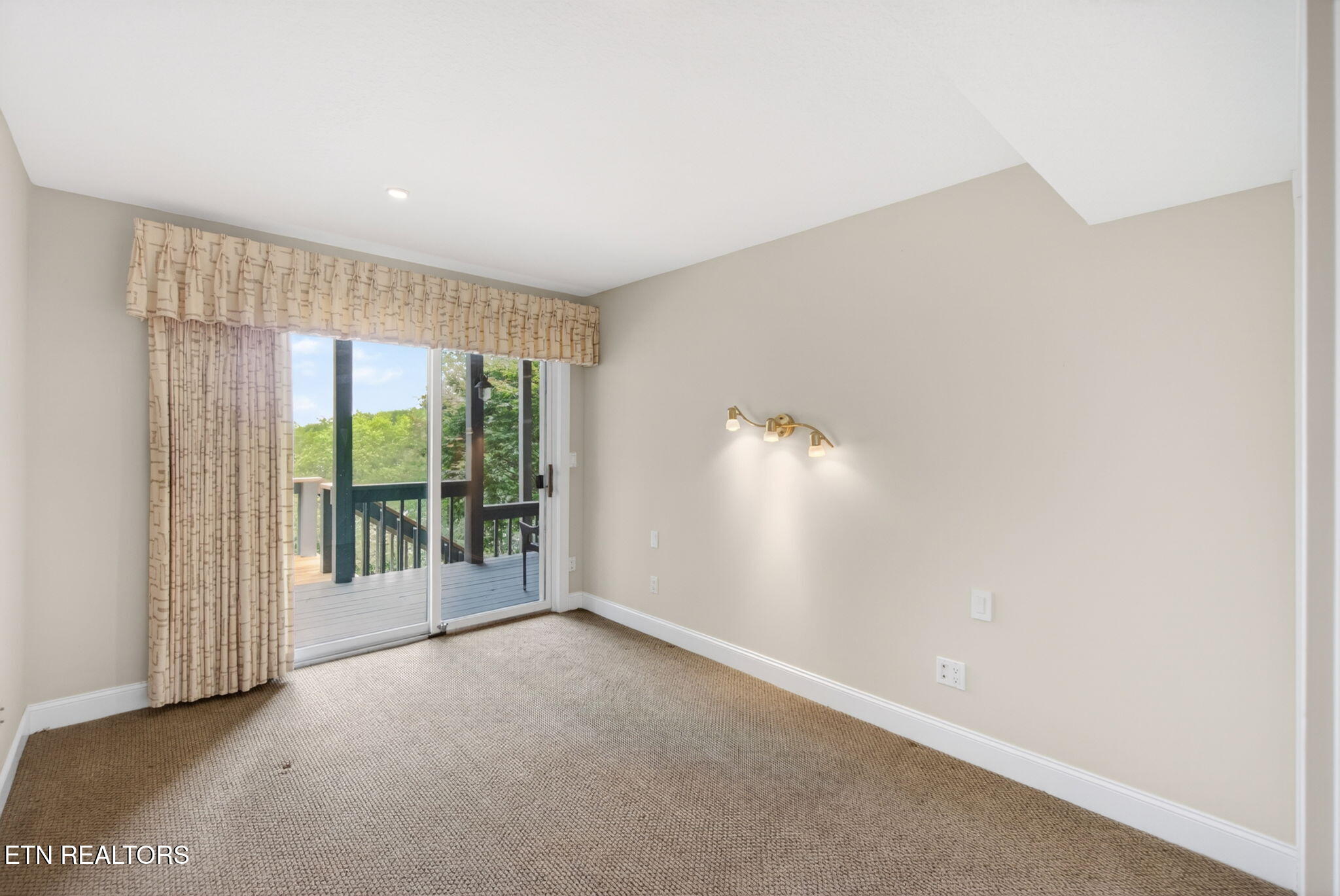 150 Lynhurst Drive Crossville TN 38558