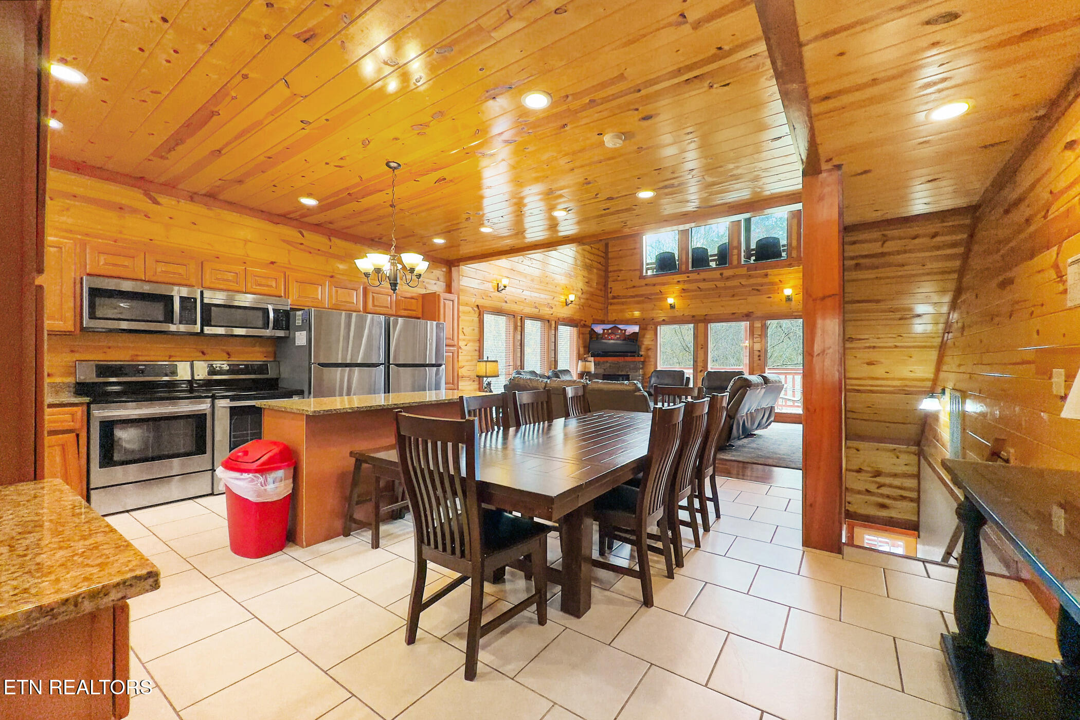 4359 Forest Ridge Way Pigeon Forge TN 37863
