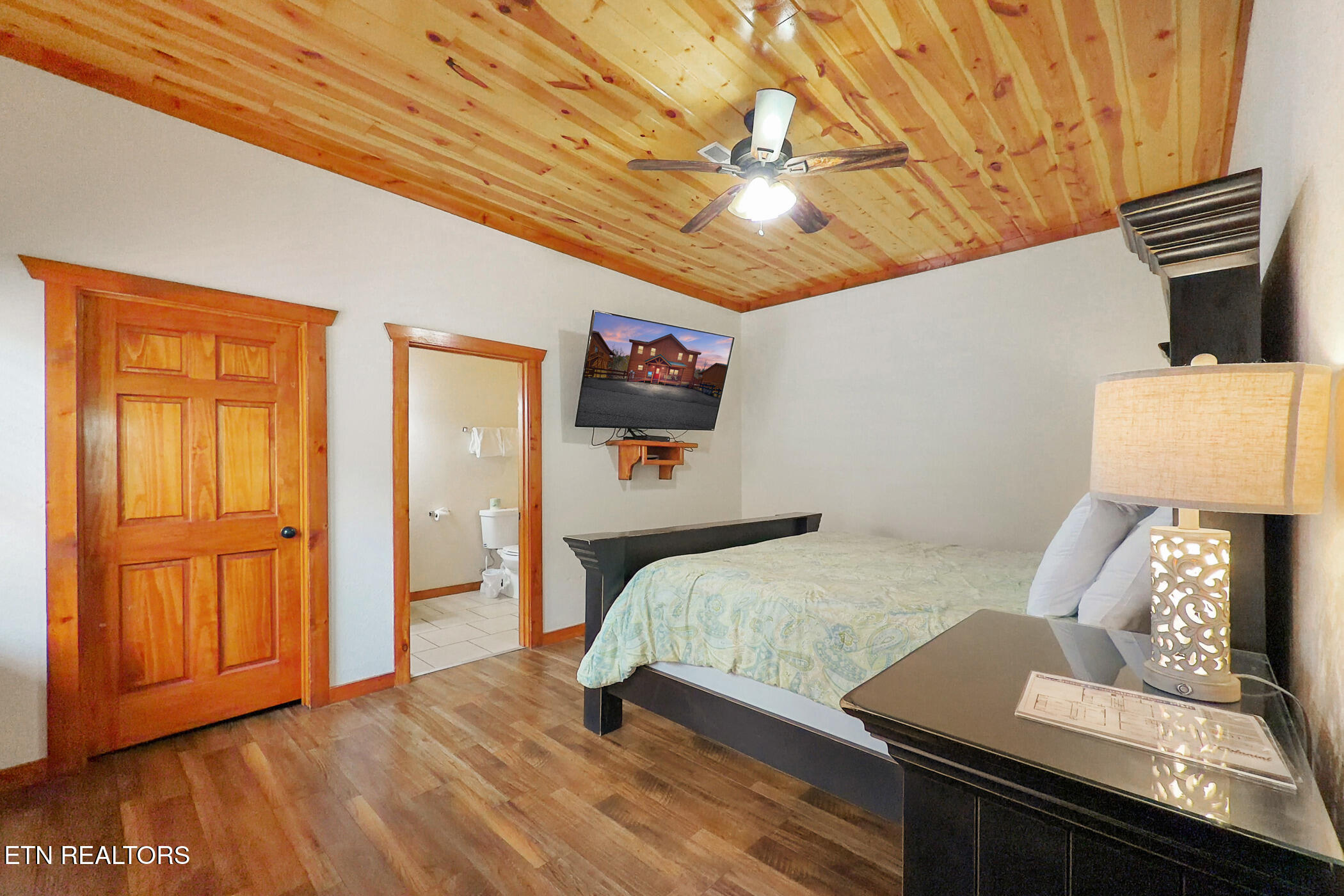 4359 Forest Ridge Way Pigeon Forge TN 37863