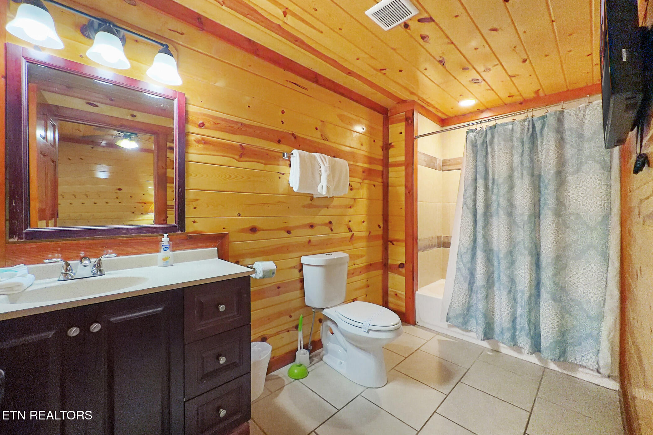 4359 Forest Ridge Way Pigeon Forge TN 37863