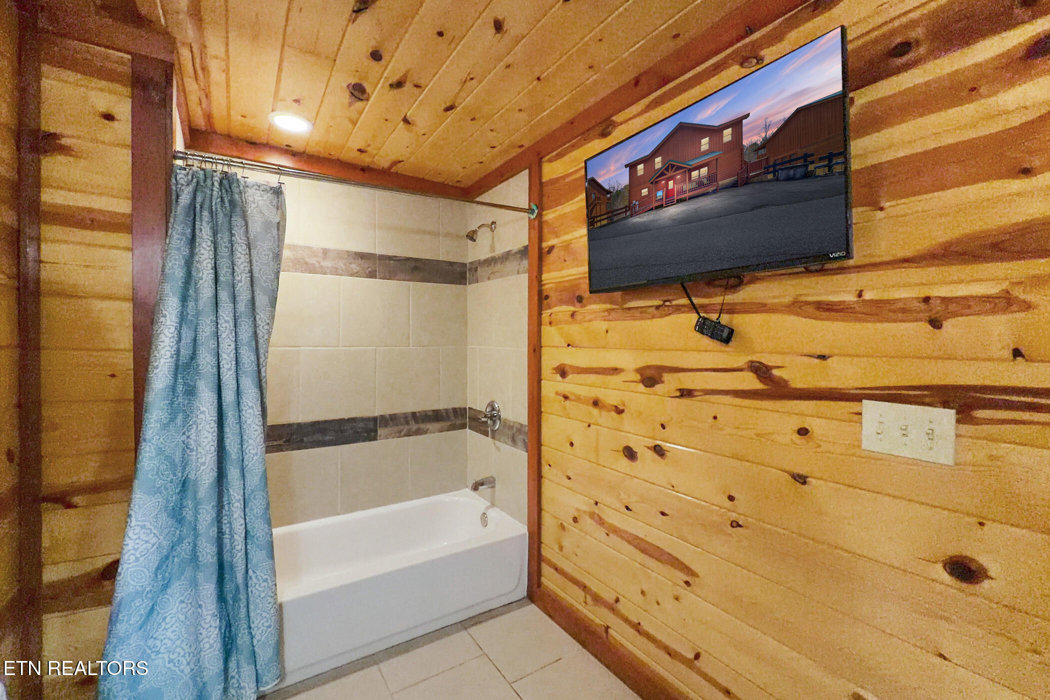 4359 Forest Ridge Way Pigeon Forge TN 37863