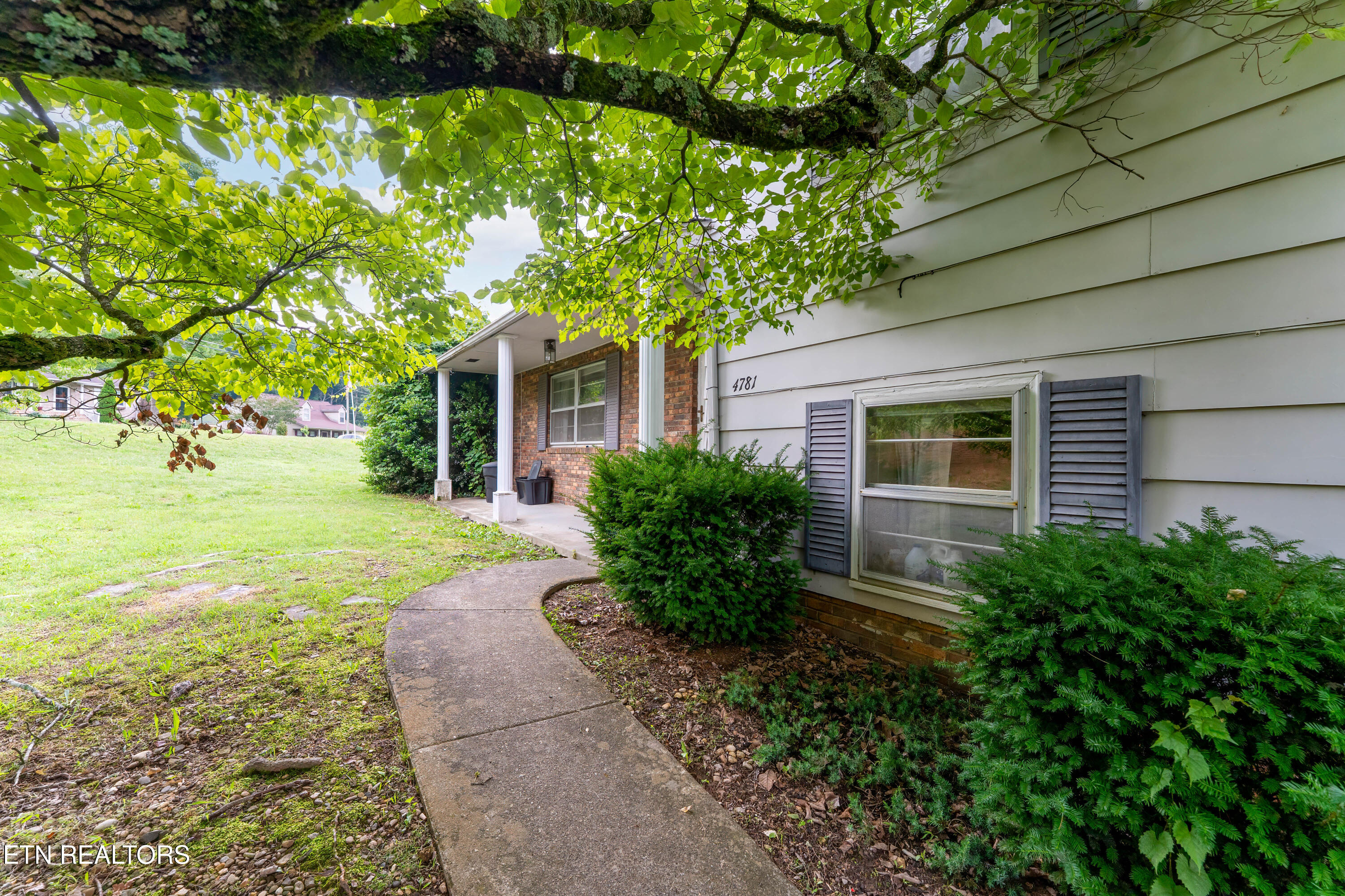4781 Dogwood Lane Strawberry Plains TN 37871