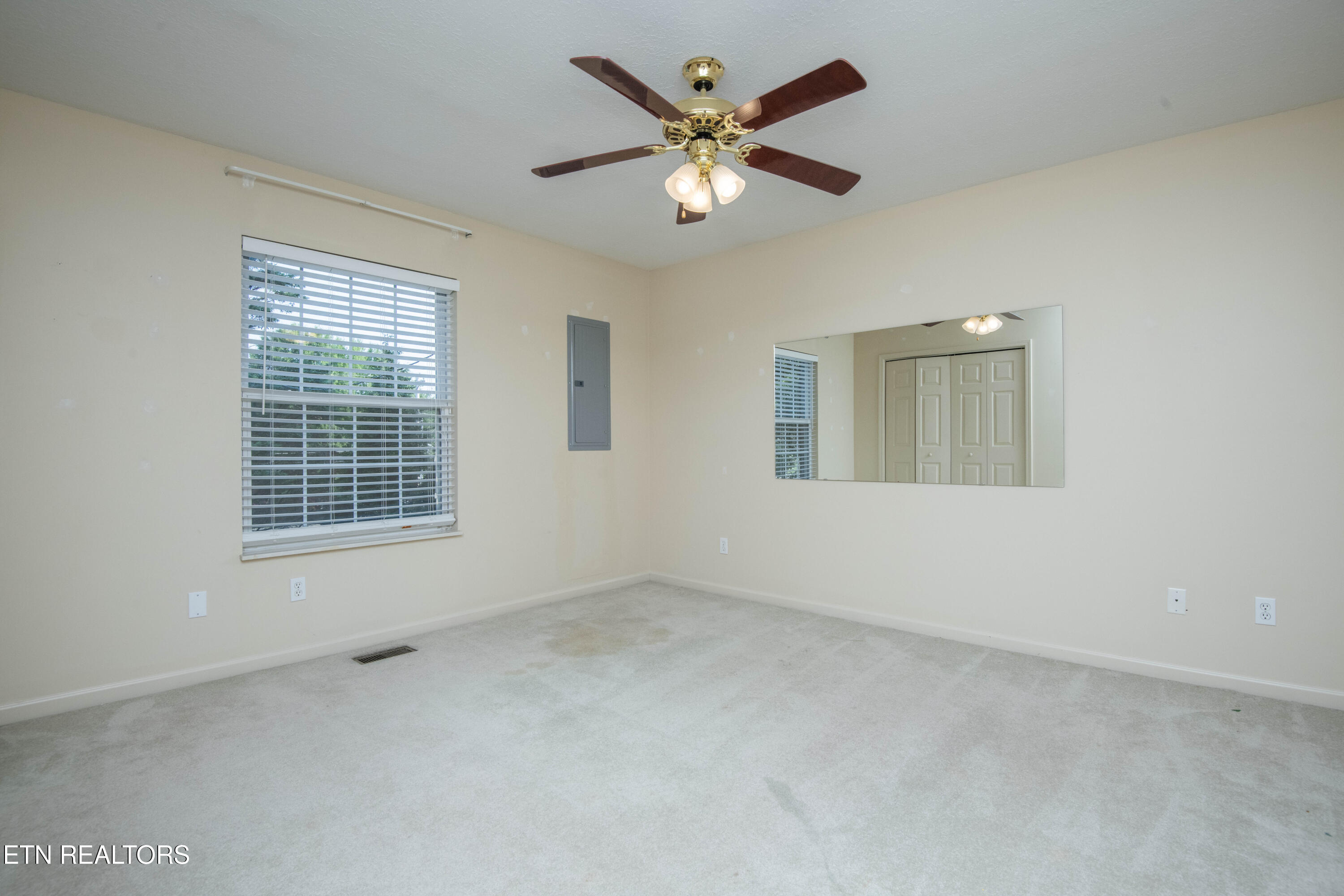 1217 Topside Road Louisville TN 37777