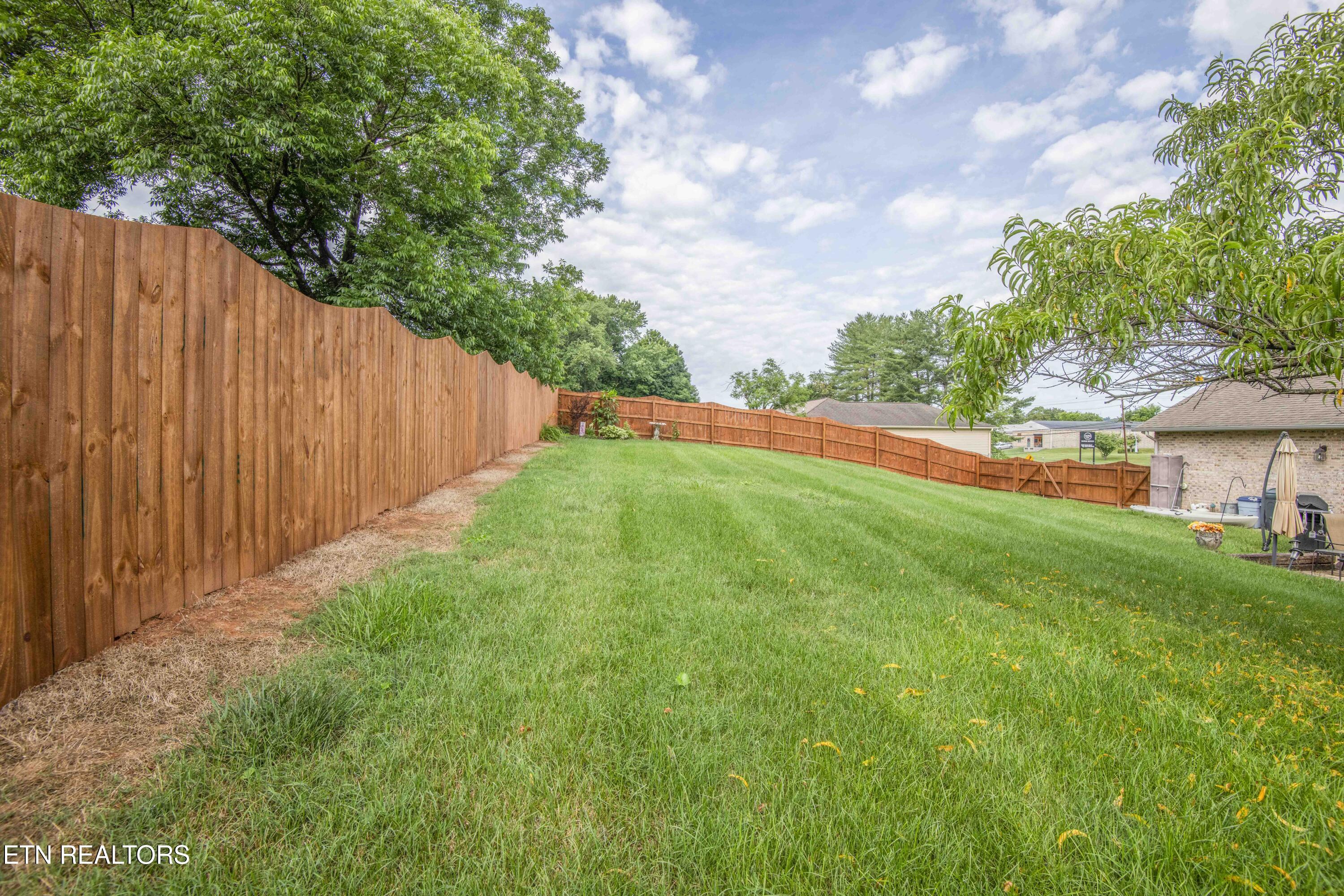 1217 Topside Road Louisville TN 37777
