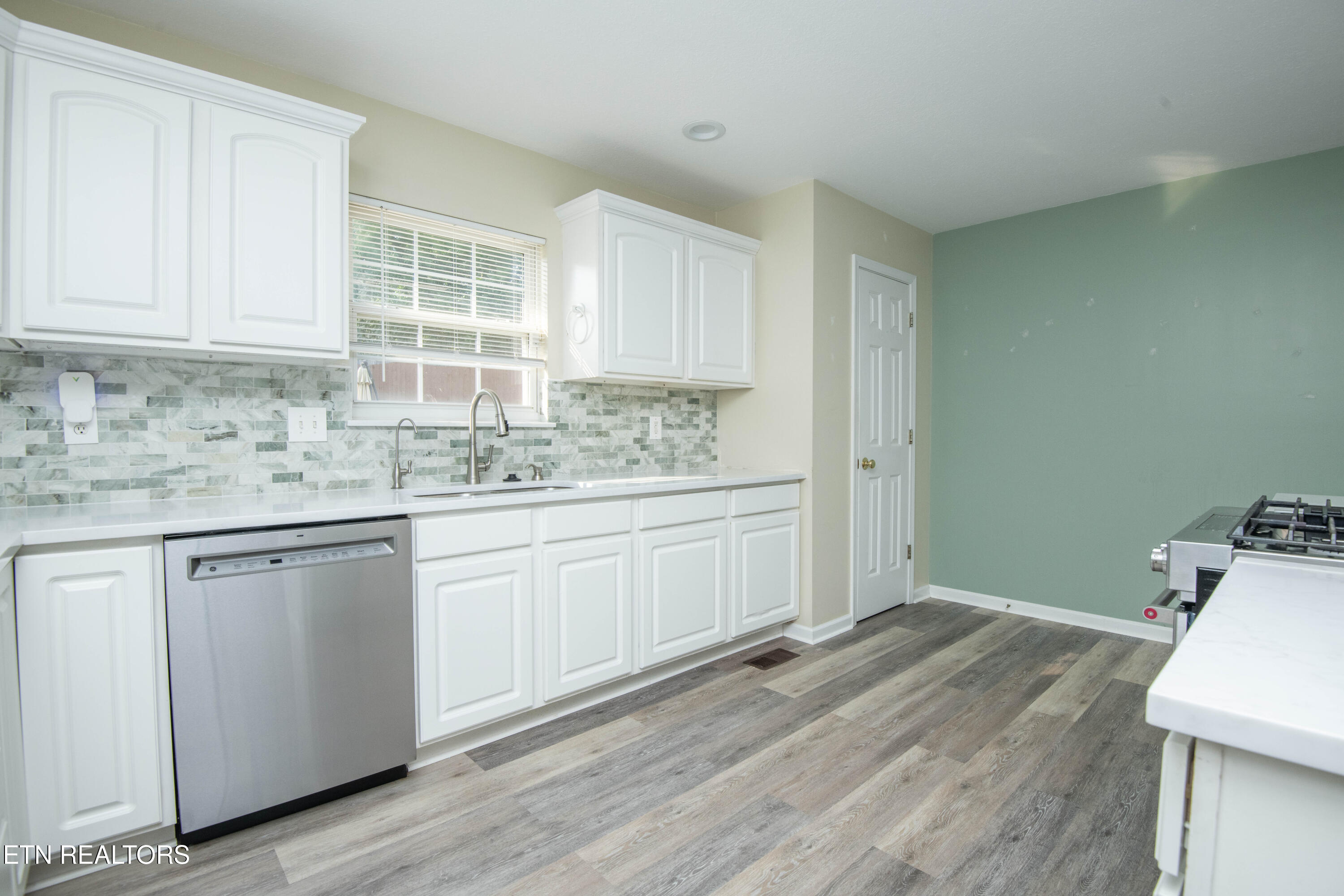 1217 Topside Road Louisville TN 37777