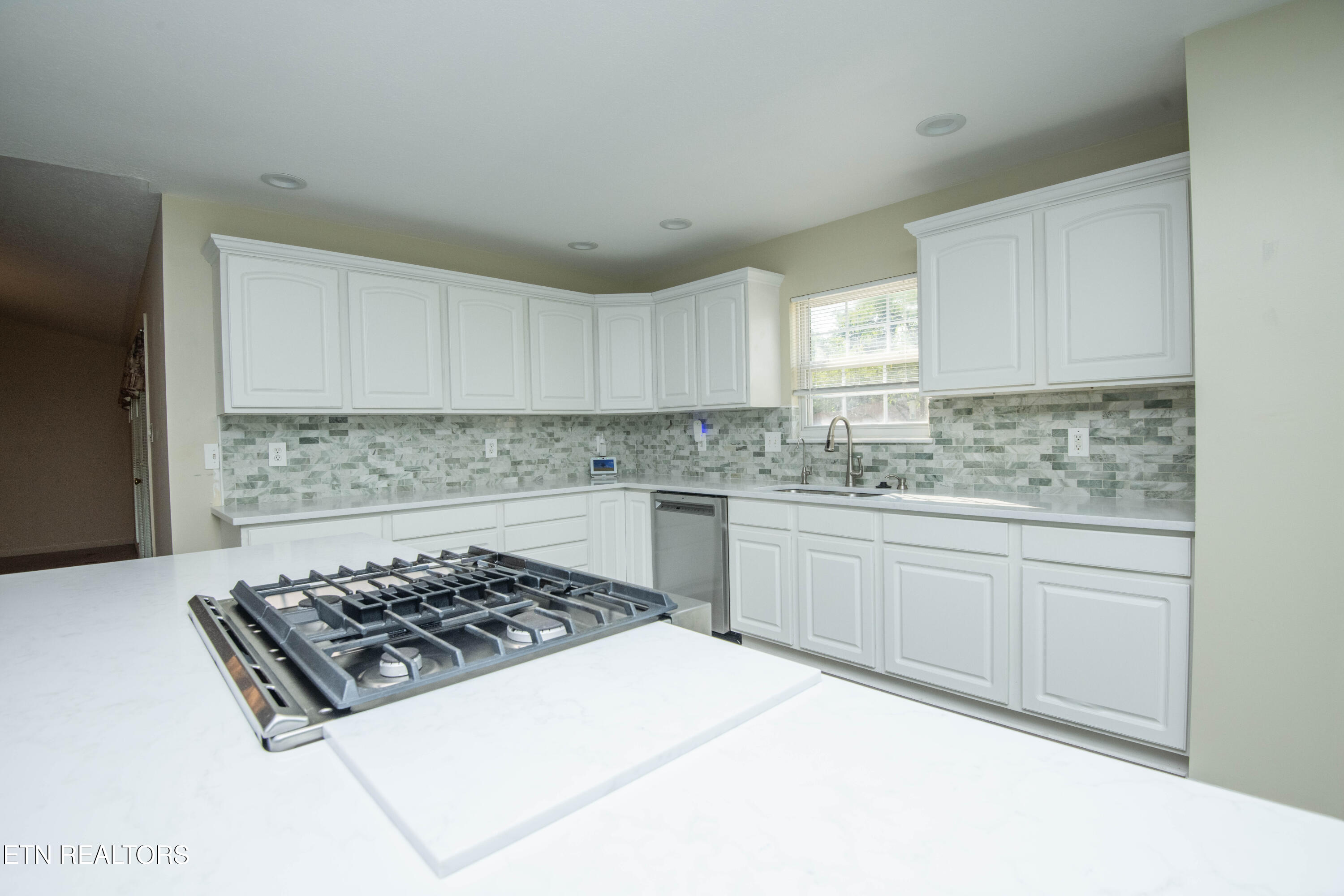 1217 Topside Road Louisville TN 37777