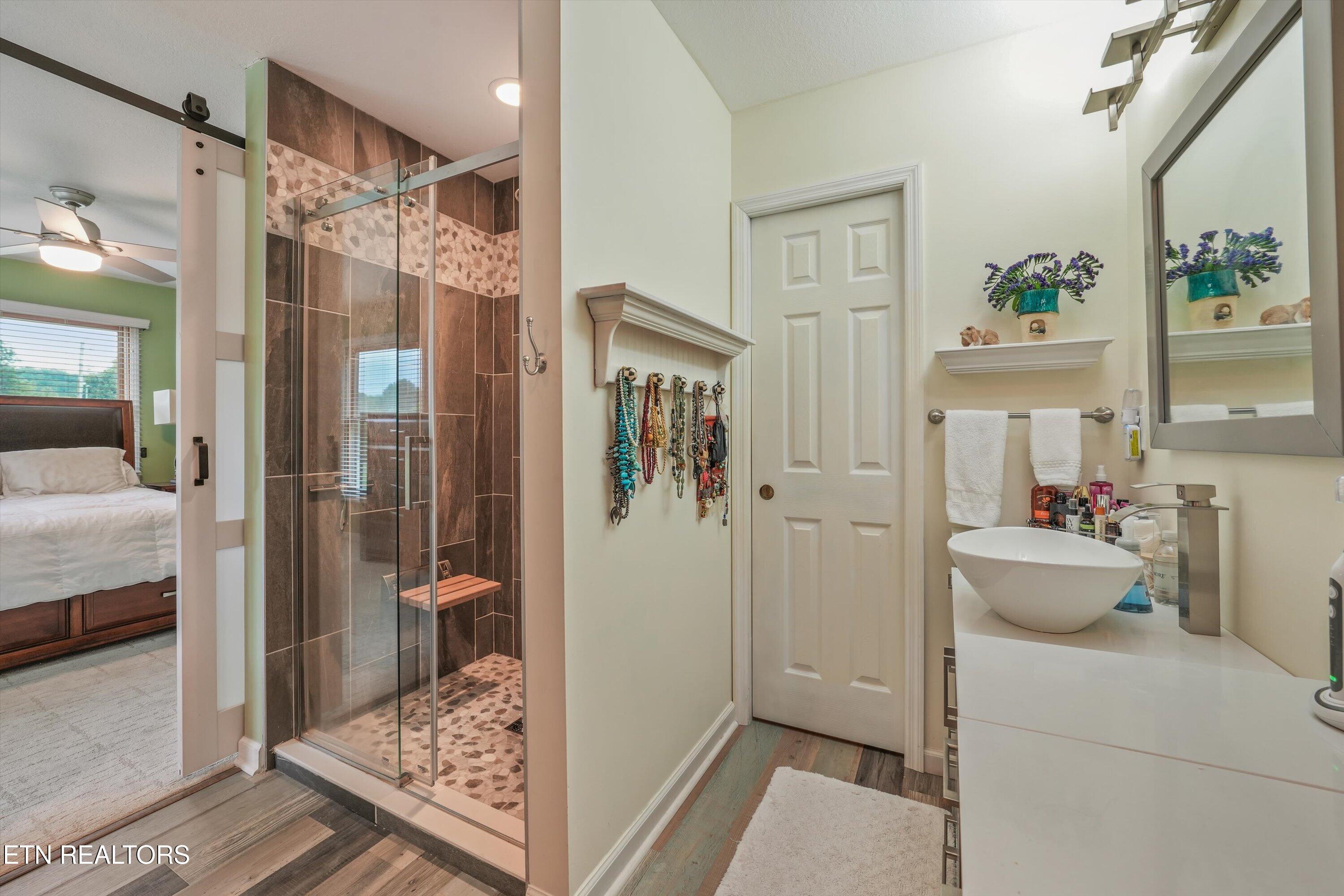 2939 Deep River Drive Sevierville TN 37876