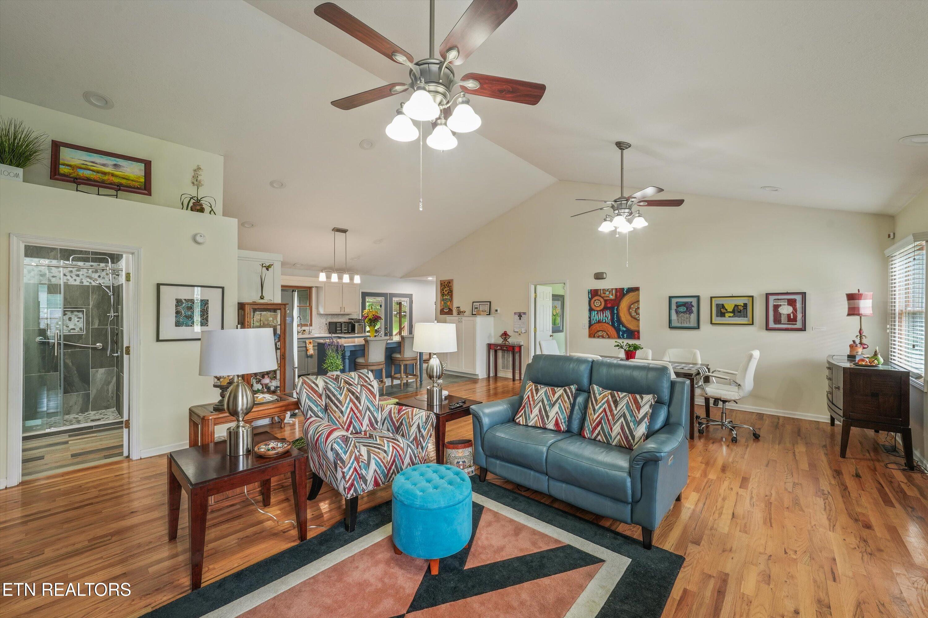 2939 Deep River Drive Sevierville TN 37876