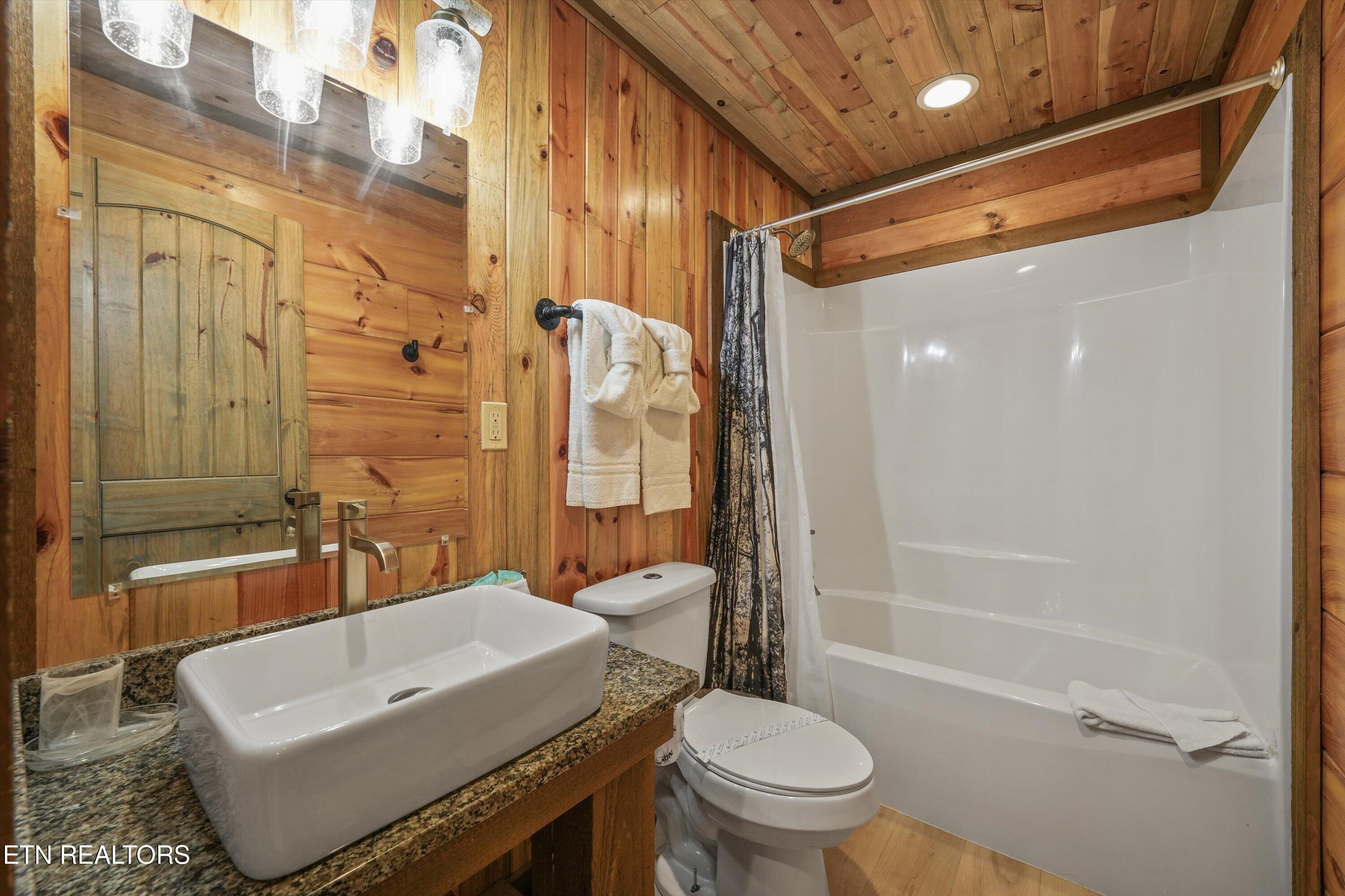 2716 Dayne Drive Sevierville TN 37876