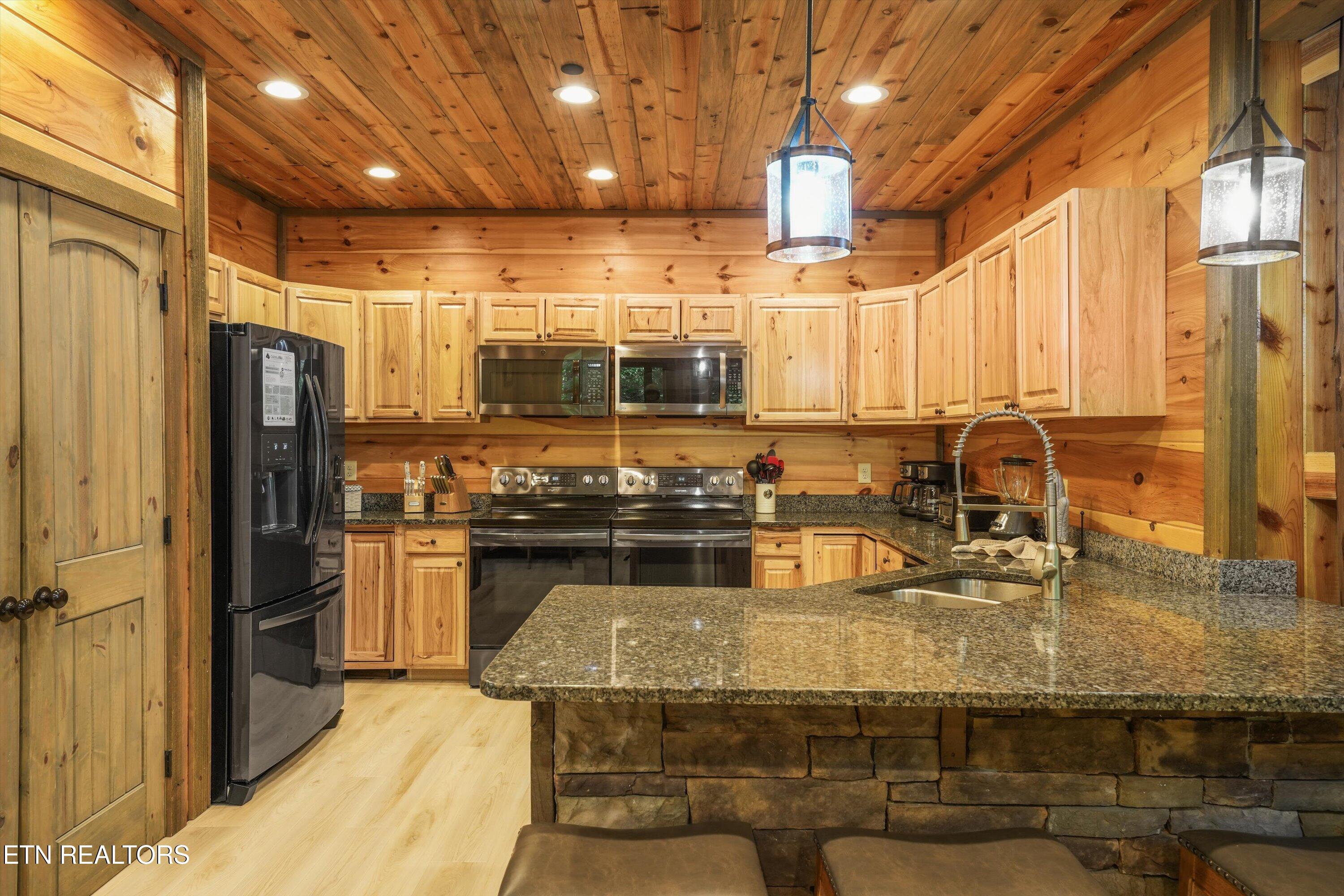 2716 Dayne Drive Sevierville TN 37876
