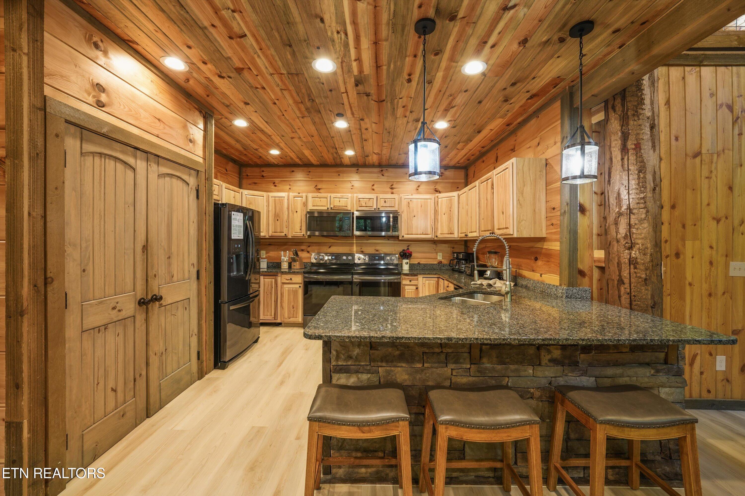 2716 Dayne Drive Sevierville TN 37876
