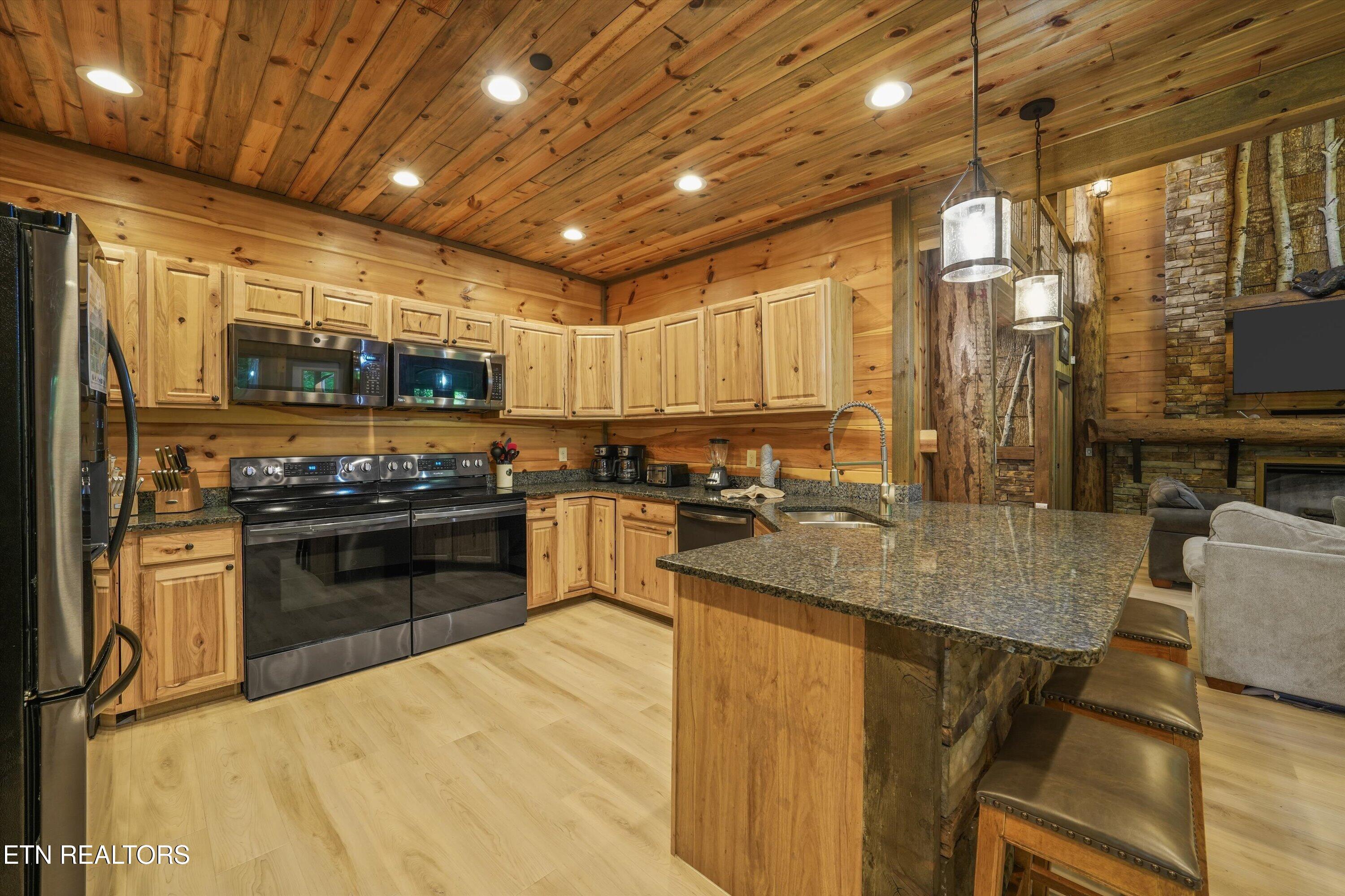2716 Dayne Drive Sevierville TN 37876