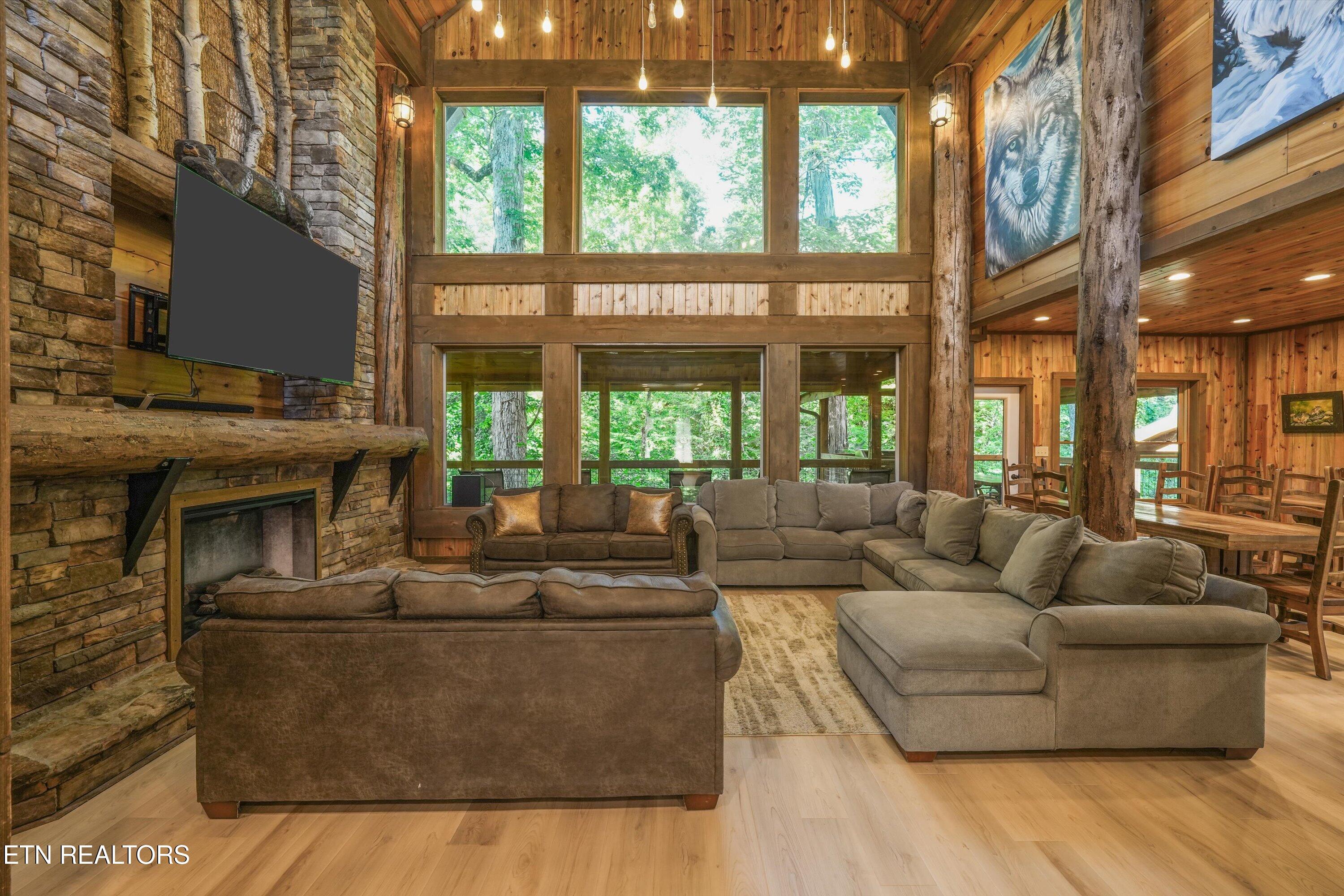 2716 Dayne Drive Sevierville TN 37876