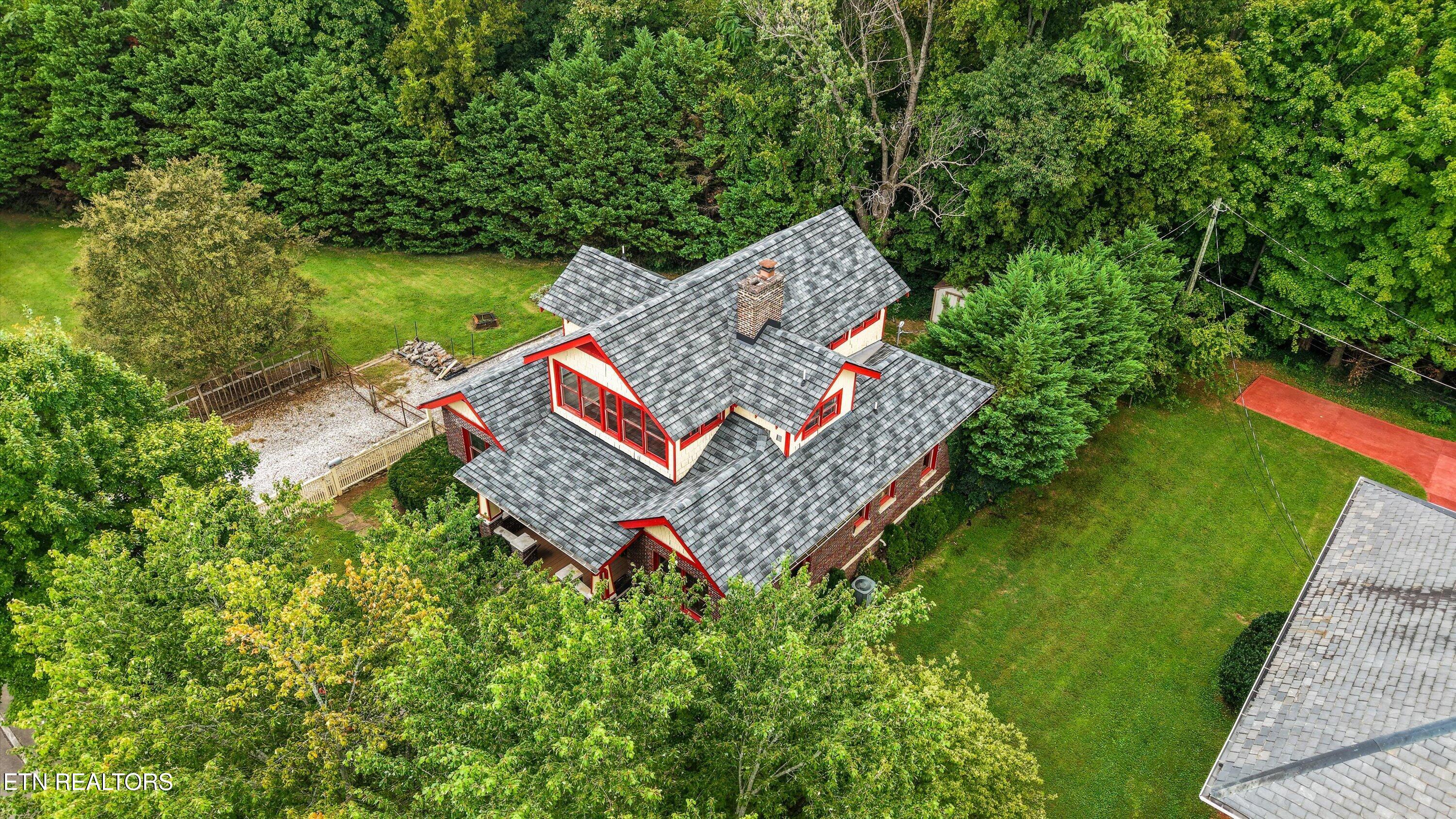 1310 Luttrell Street Knoxville TN 37917