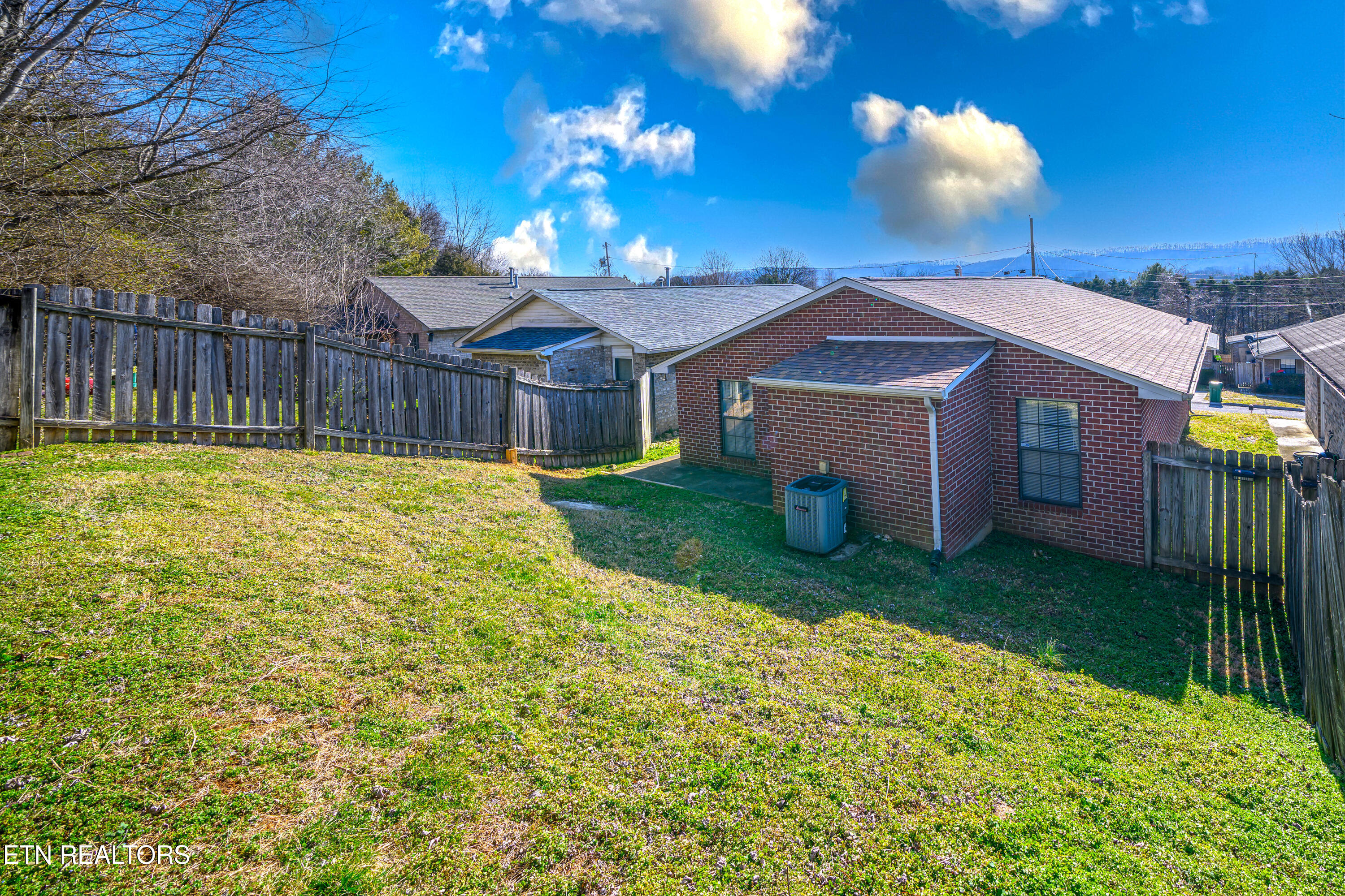 815 Valerie Lane Knoxville TN 37938