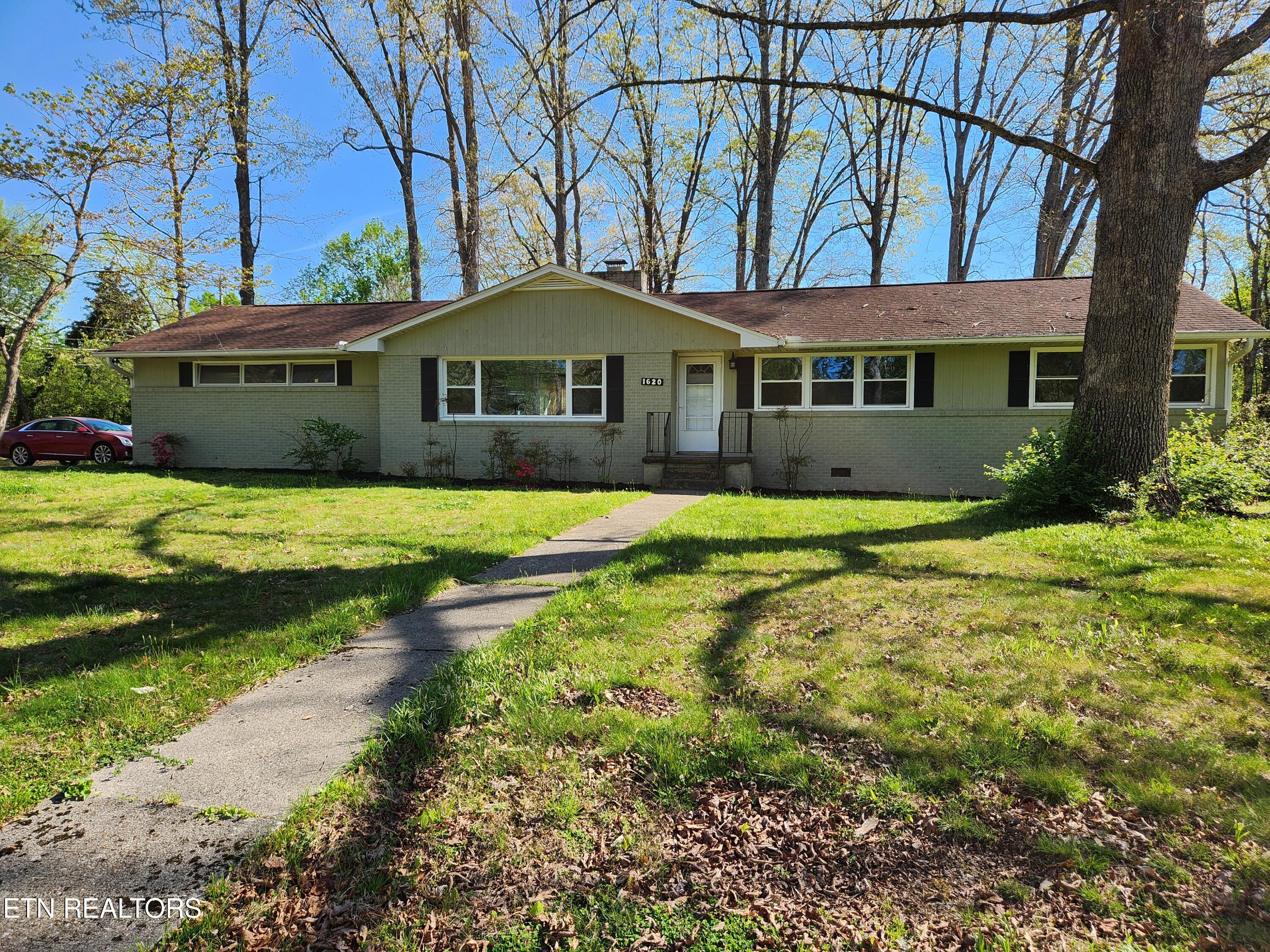 1620 Autry Way Knoxville TN 37909