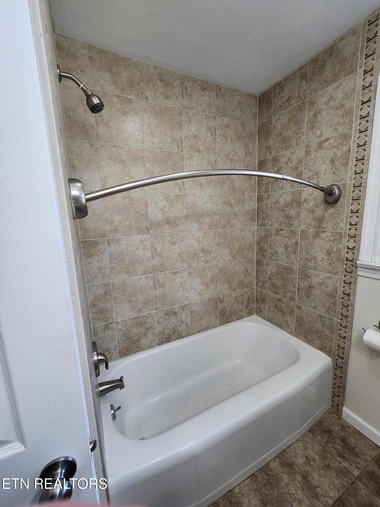 1620 Autry Way Knoxville TN 37909