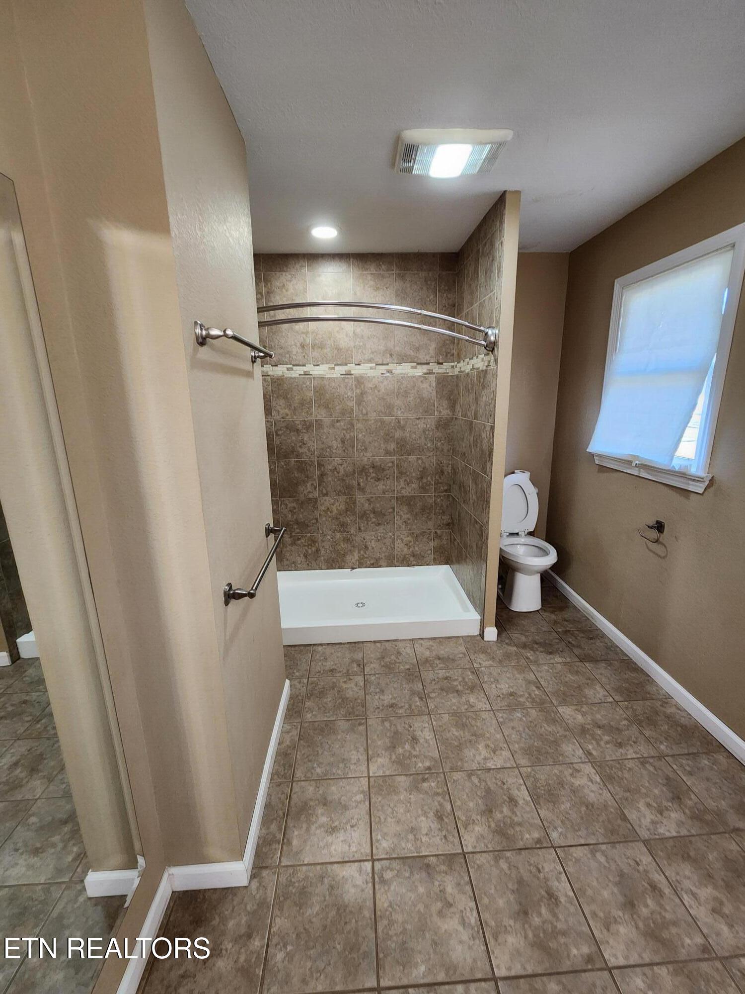 1620 Autry Way Knoxville TN 37909