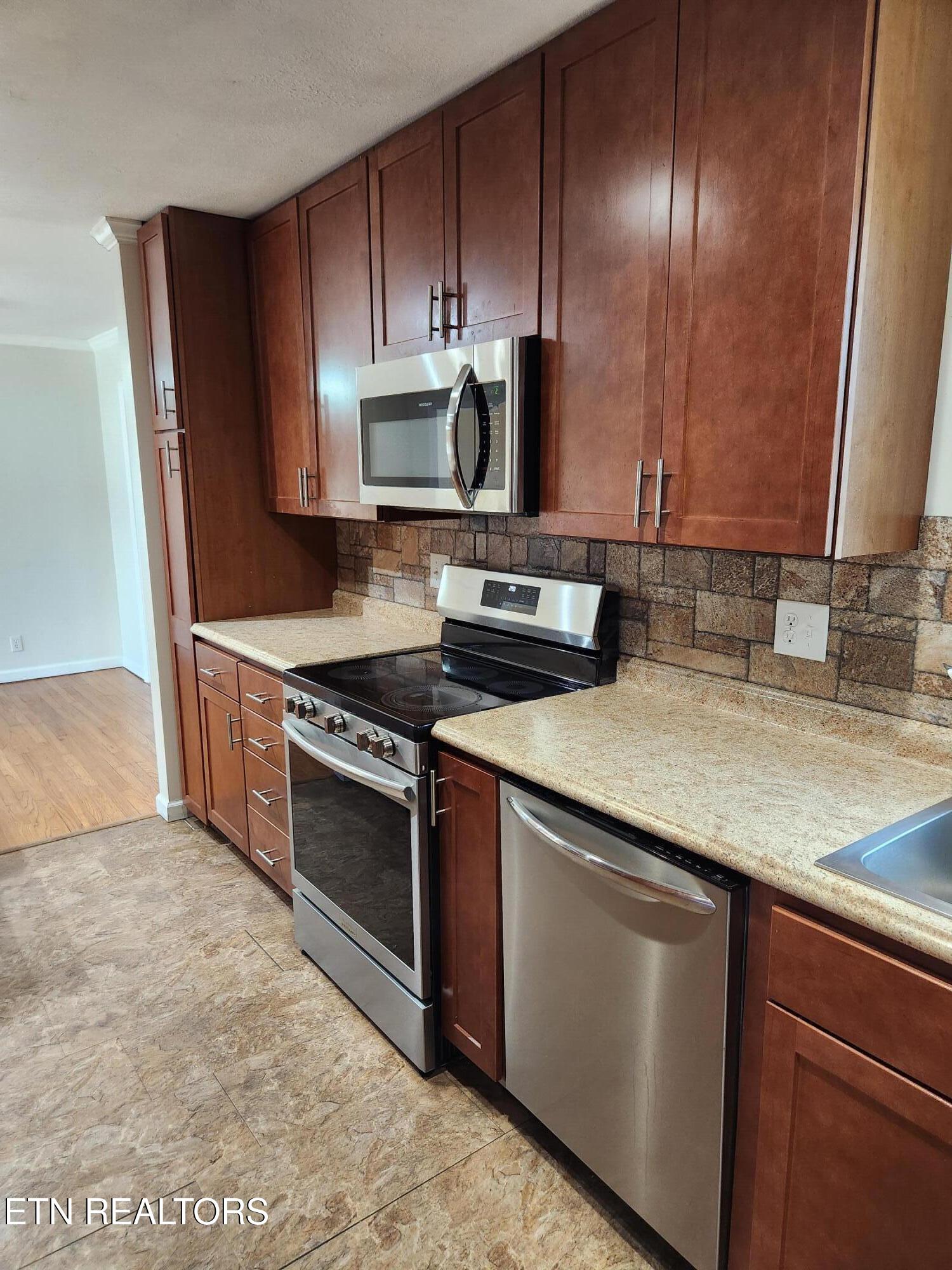 1620 Autry Way Knoxville TN 37909