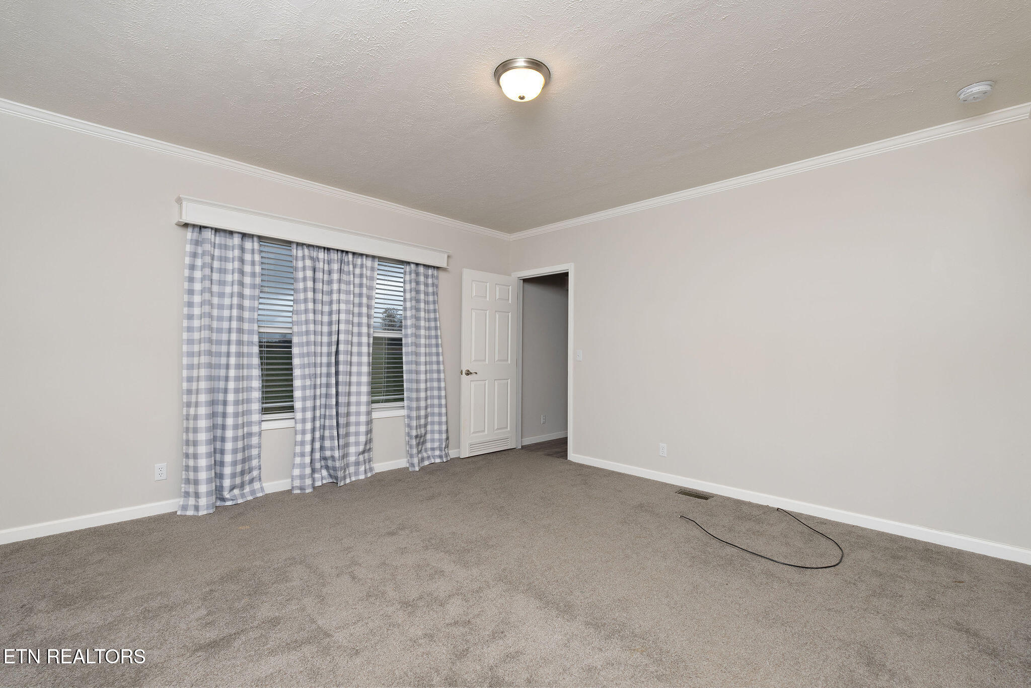 673 Aaron Davis Road Speedwell TN 37870