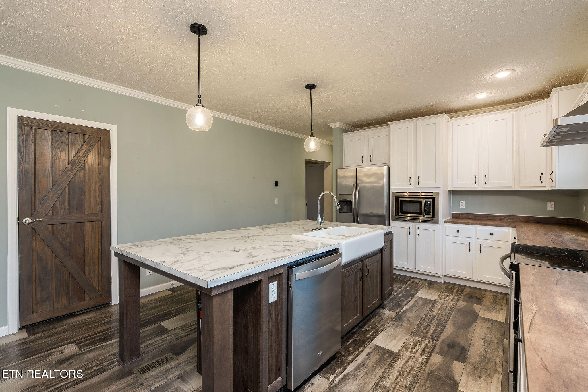 673 Aaron Davis Road Speedwell TN 37870